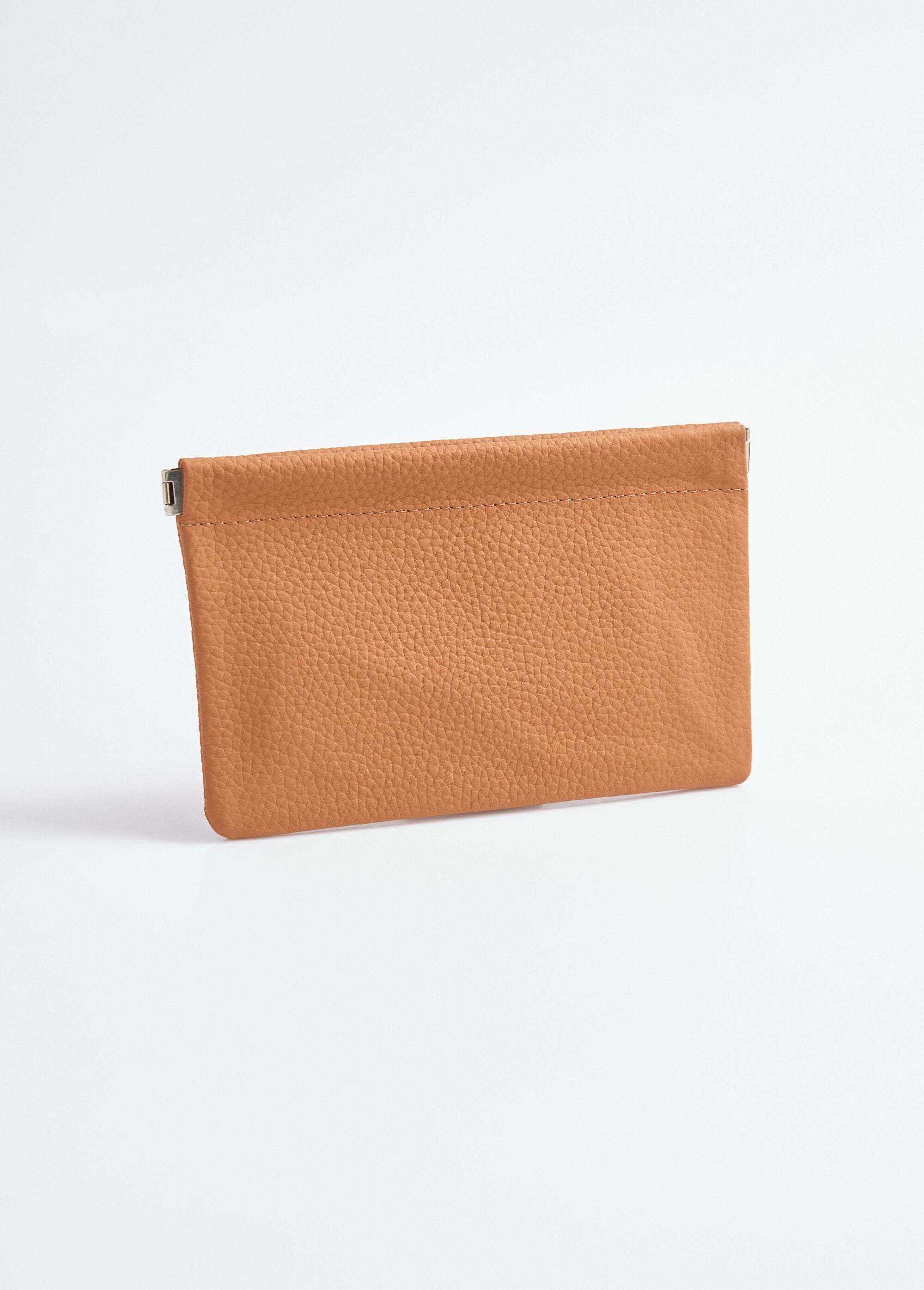 Small_leather_pouch_with_rigid_closure_camel_DE2_slim