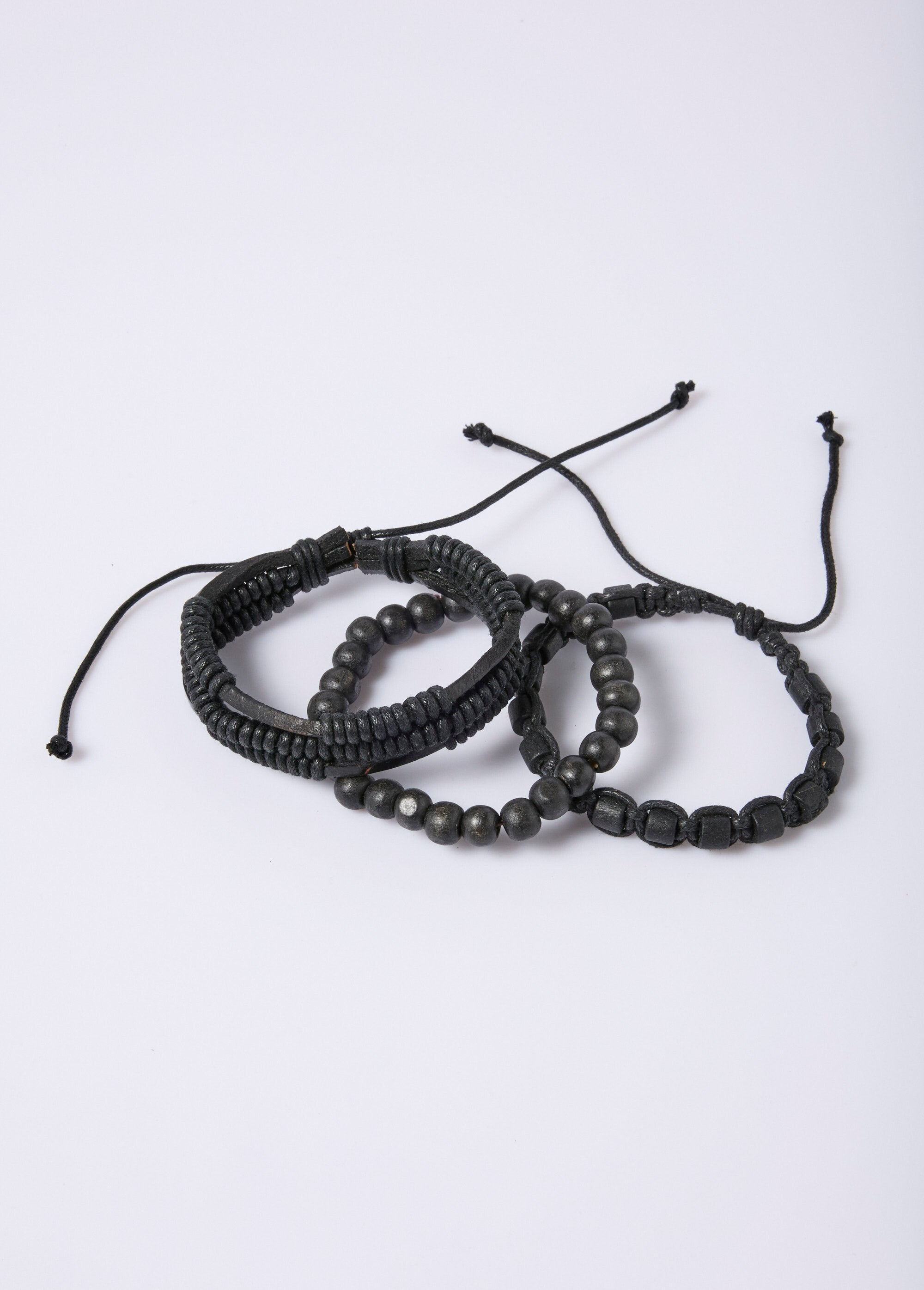Leather,_rope_and_wooden_bead_bracelets_Black_DE1_slim