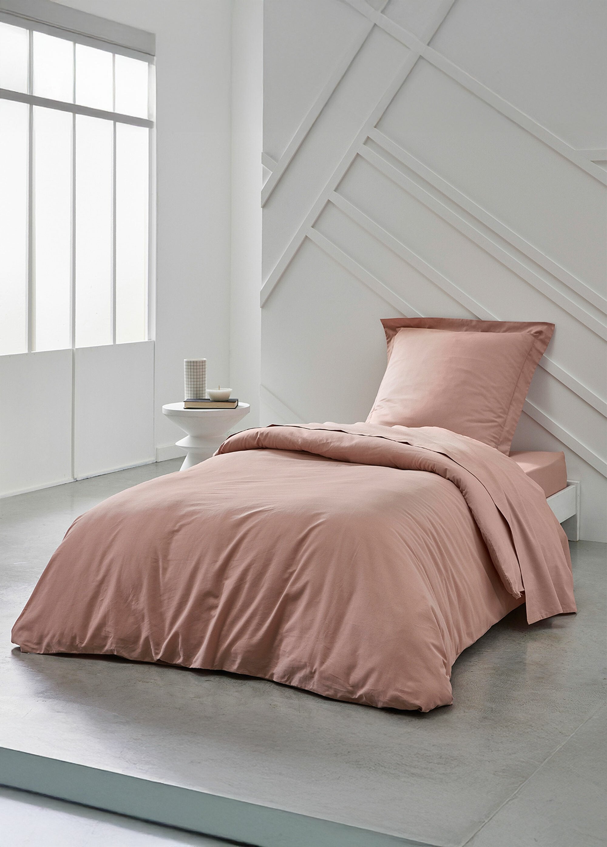 Plain_cotton_fitted_sheet_Desert_rose_SF1_slim