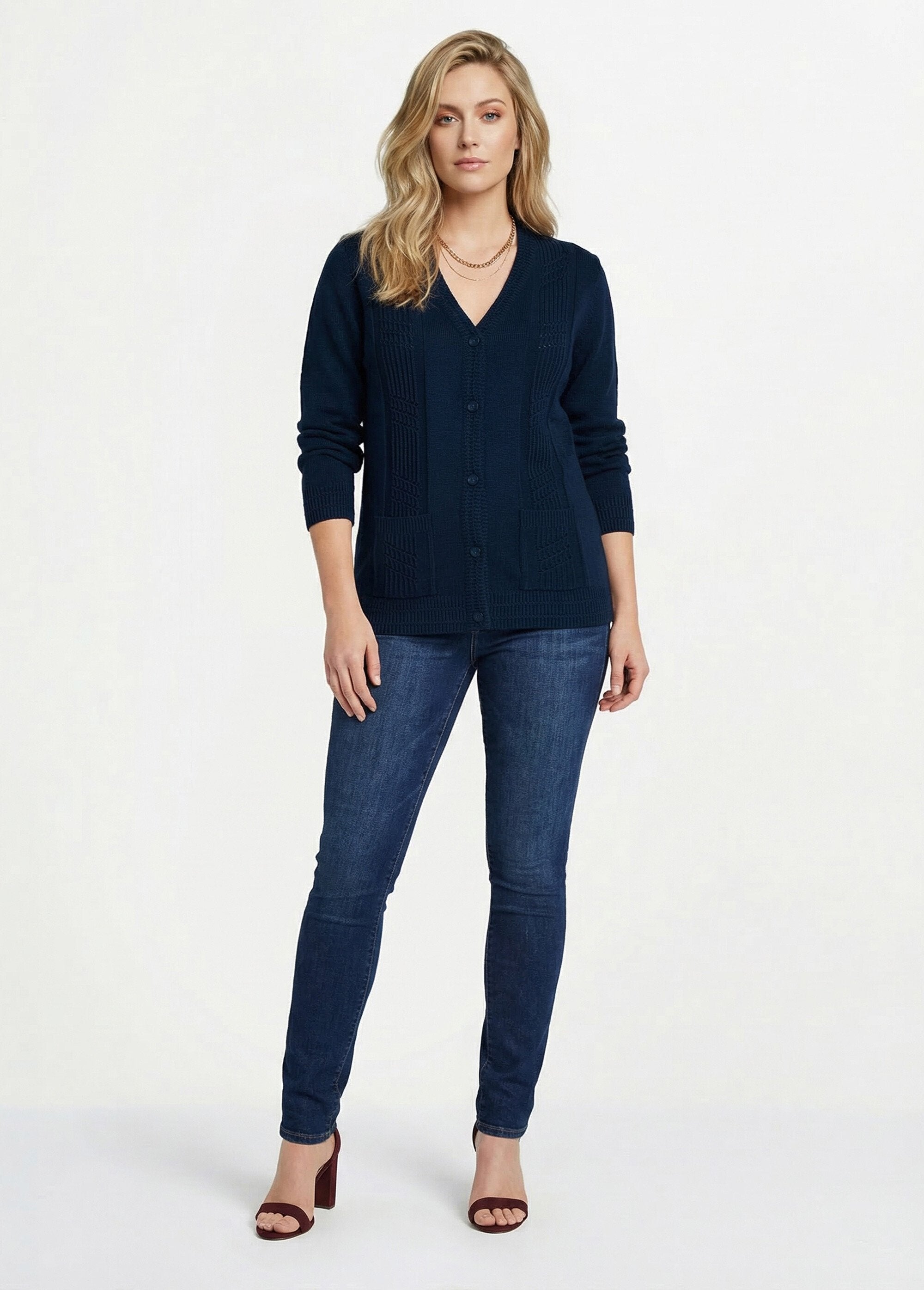 Long-sleeved_buttoned_cardigan_Marine_SF1_slim