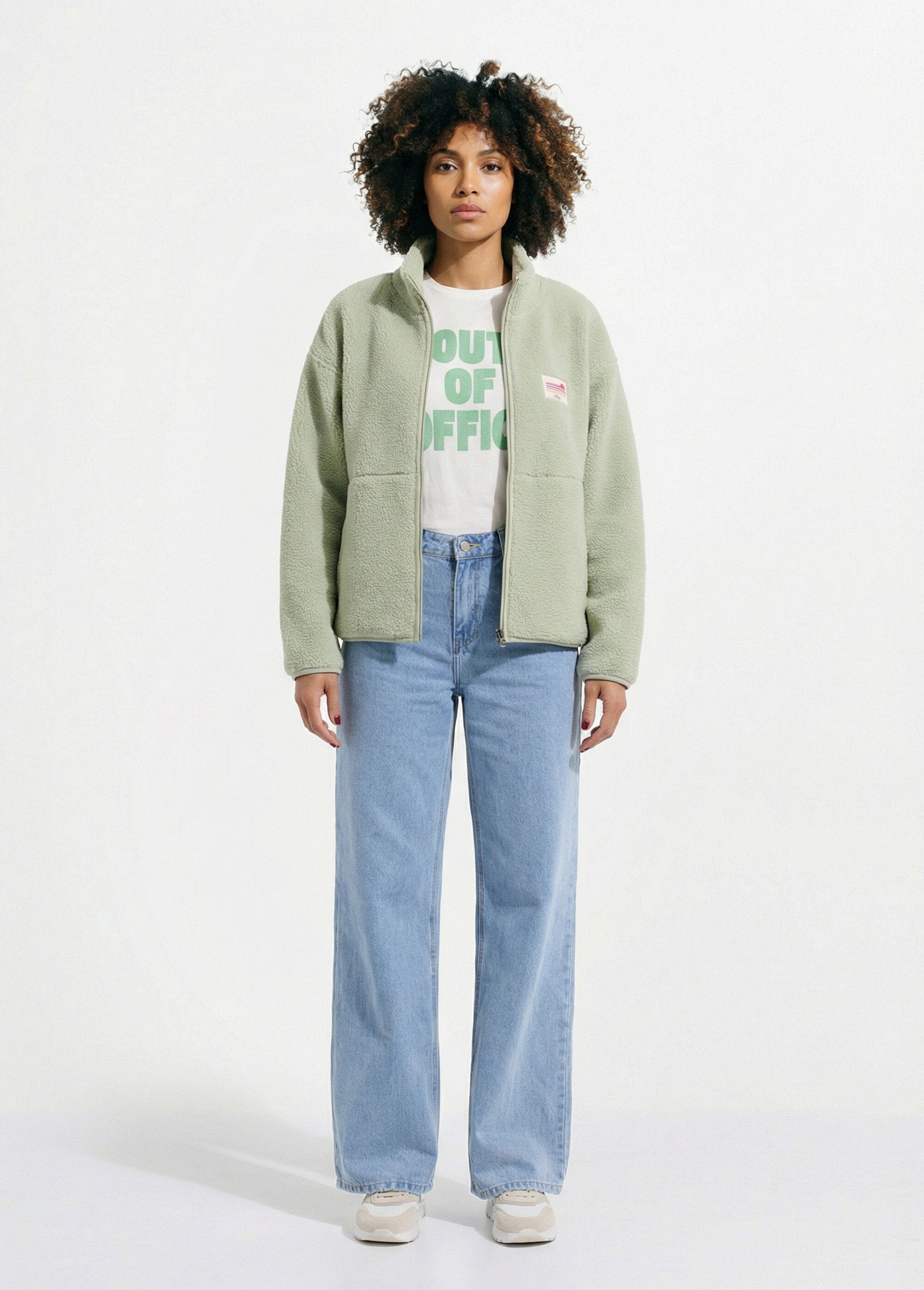 Warm_fleece_zip-up_vest,_high_collar_Almond_green_SF1_slim