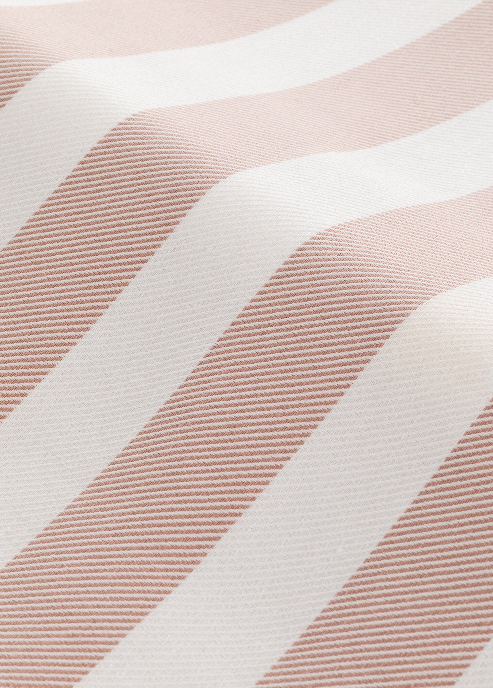 Large_striped_cotton_beach_towel_Brown_stripe_DE3_slim