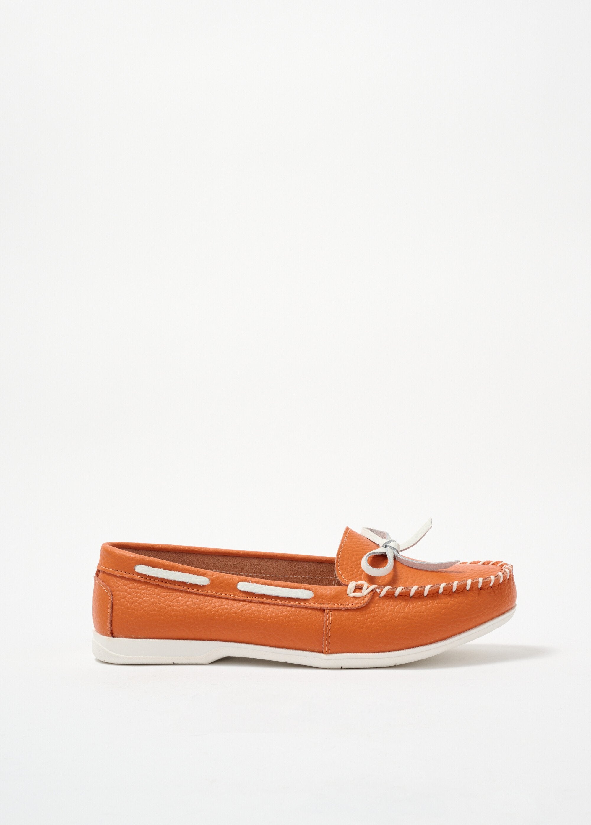 Boat-style_moccasin_Orange_DR1_slim