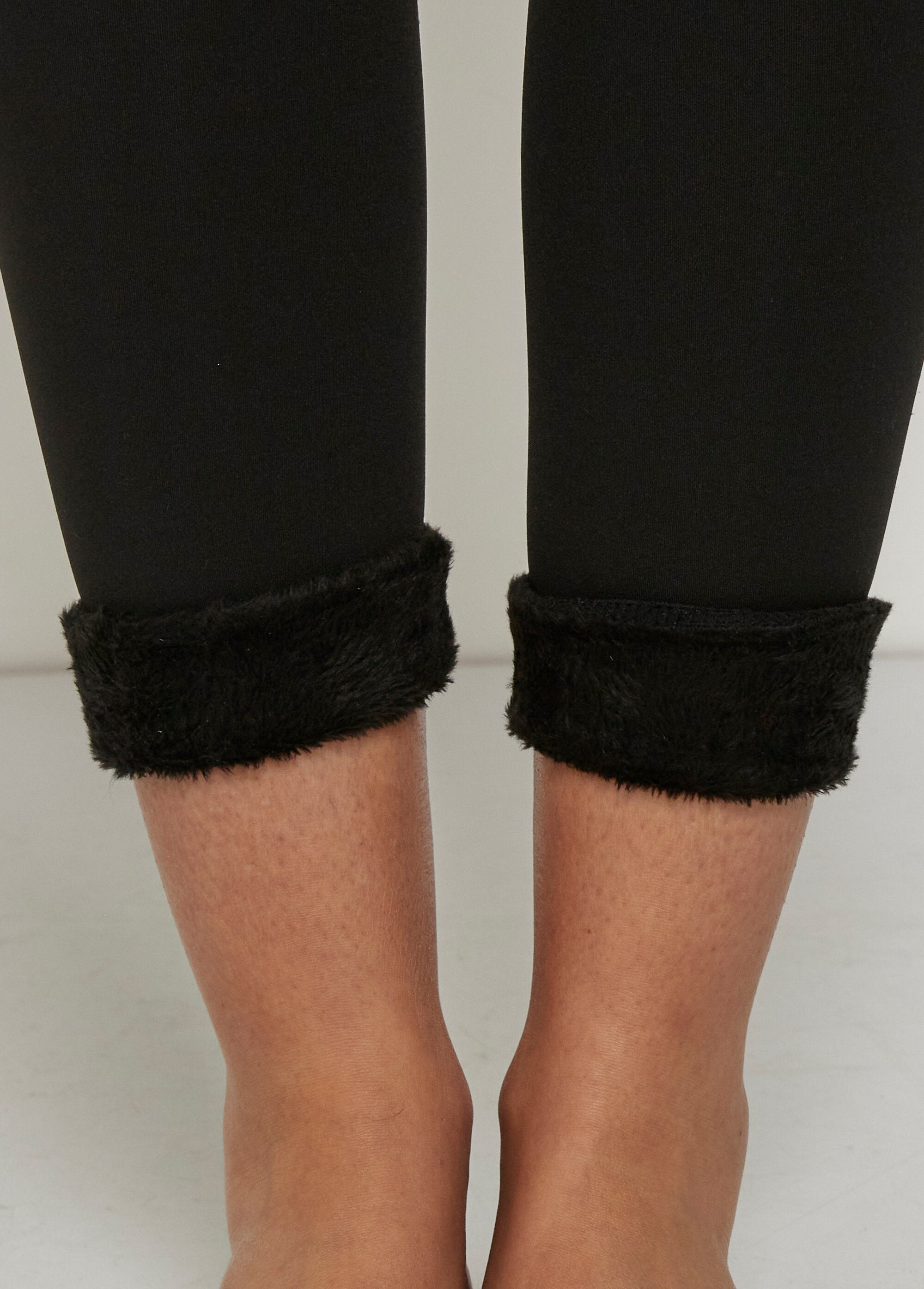 Warm_leggings_with_lined_interior_Black_DE1_slim