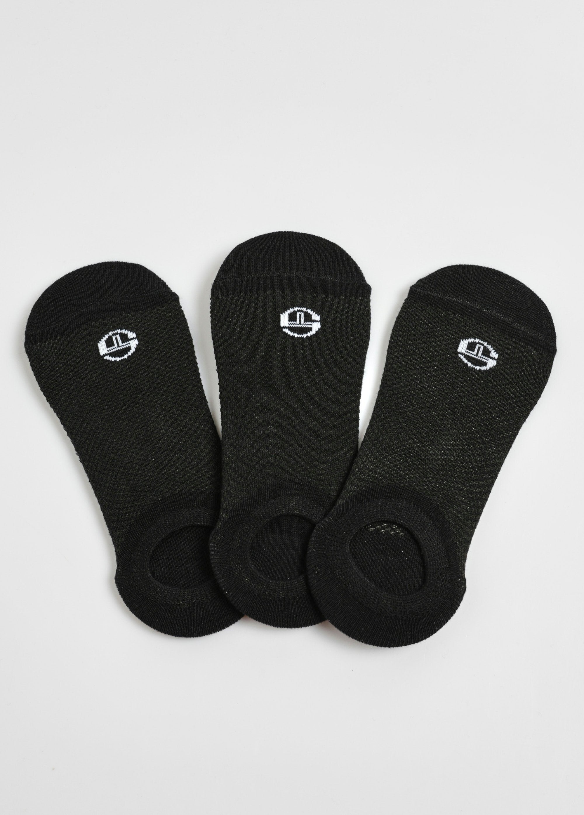 Pack_of_3_invisible_sports_socks_Black_AP1_slim