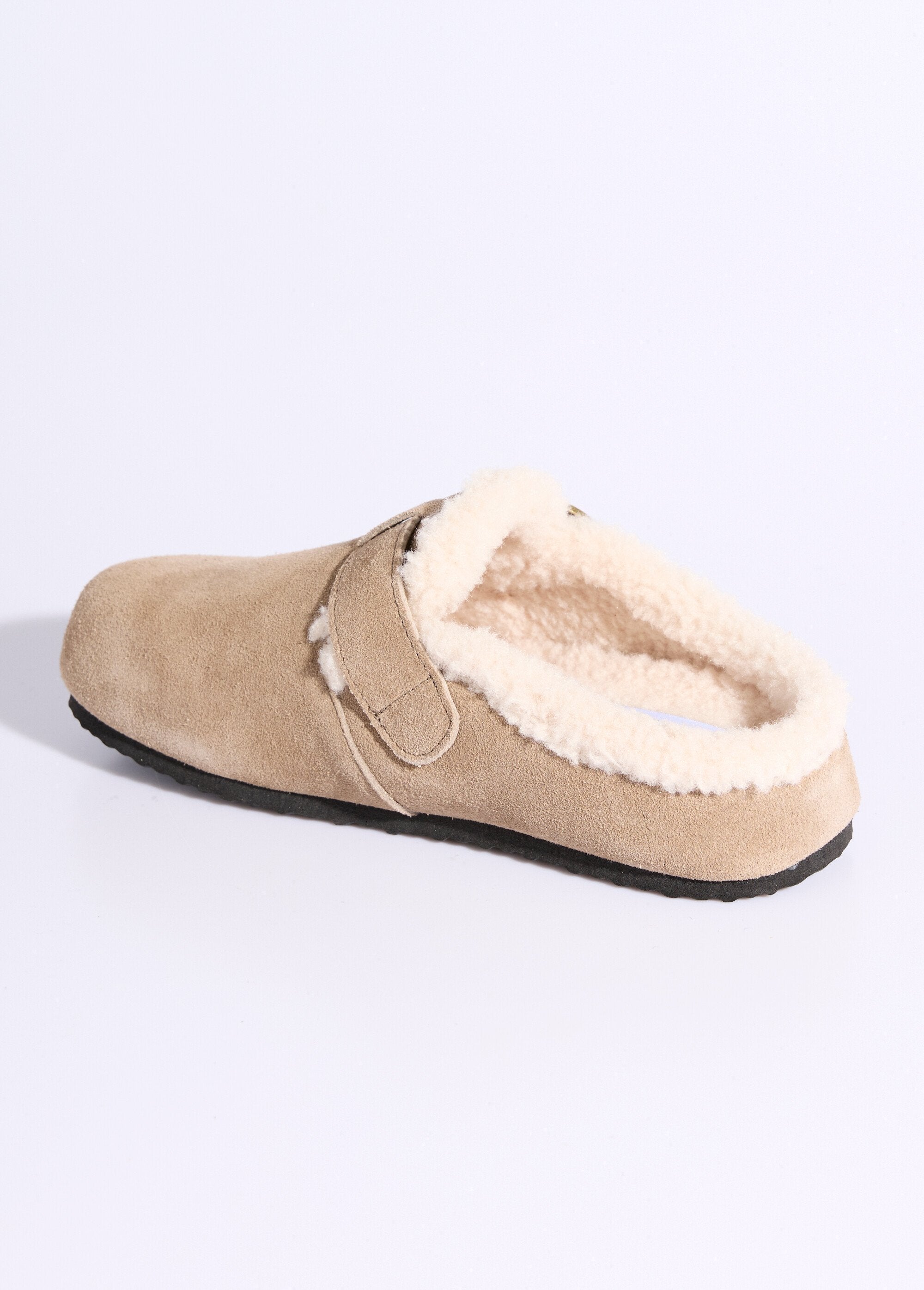 Suede_leather_clogs_with_fur_interior_Mole_DO1_slim