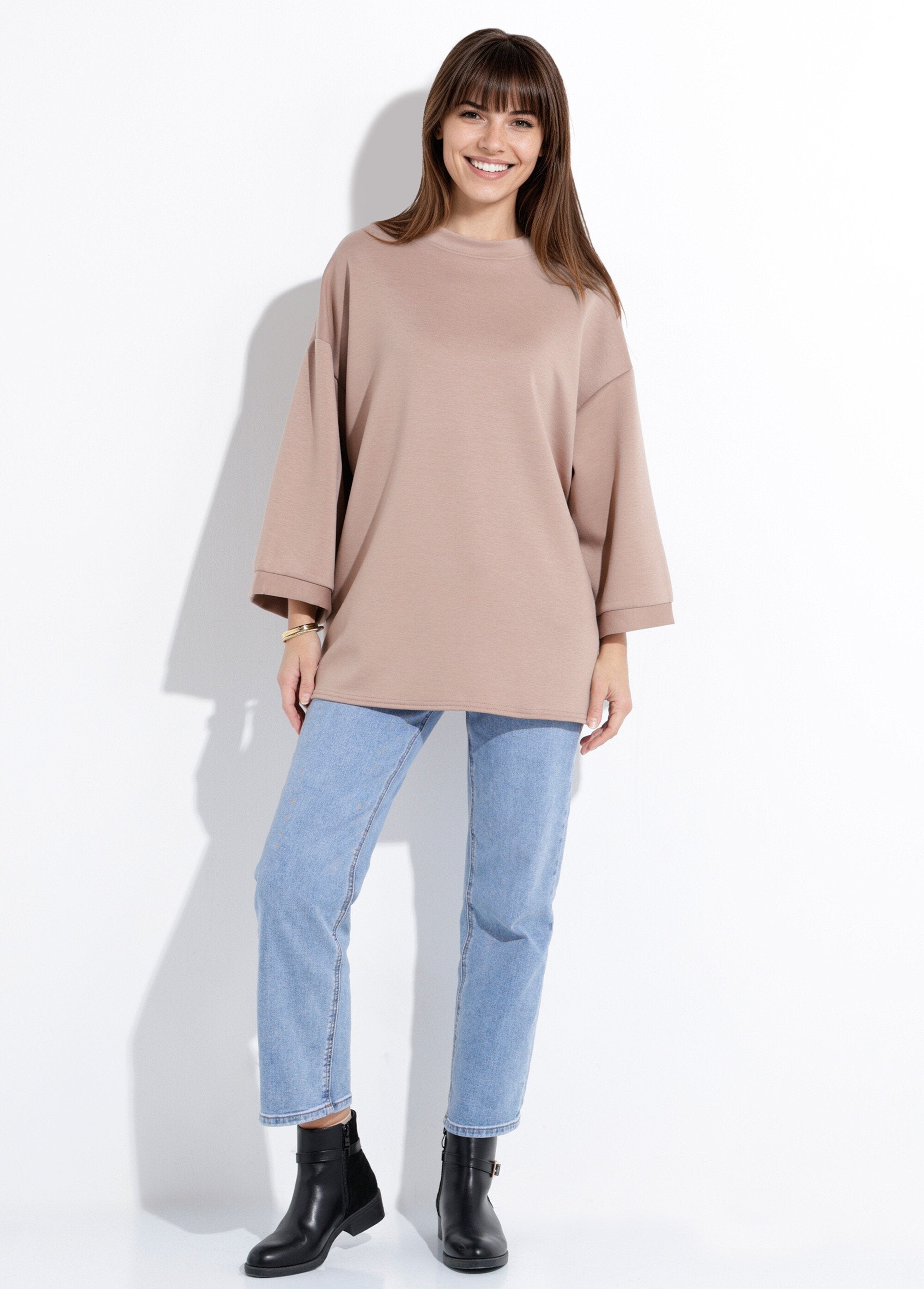 Wide_round_neck_sweatshirt,_3/4_sleeves_Mole_SF1_slim
