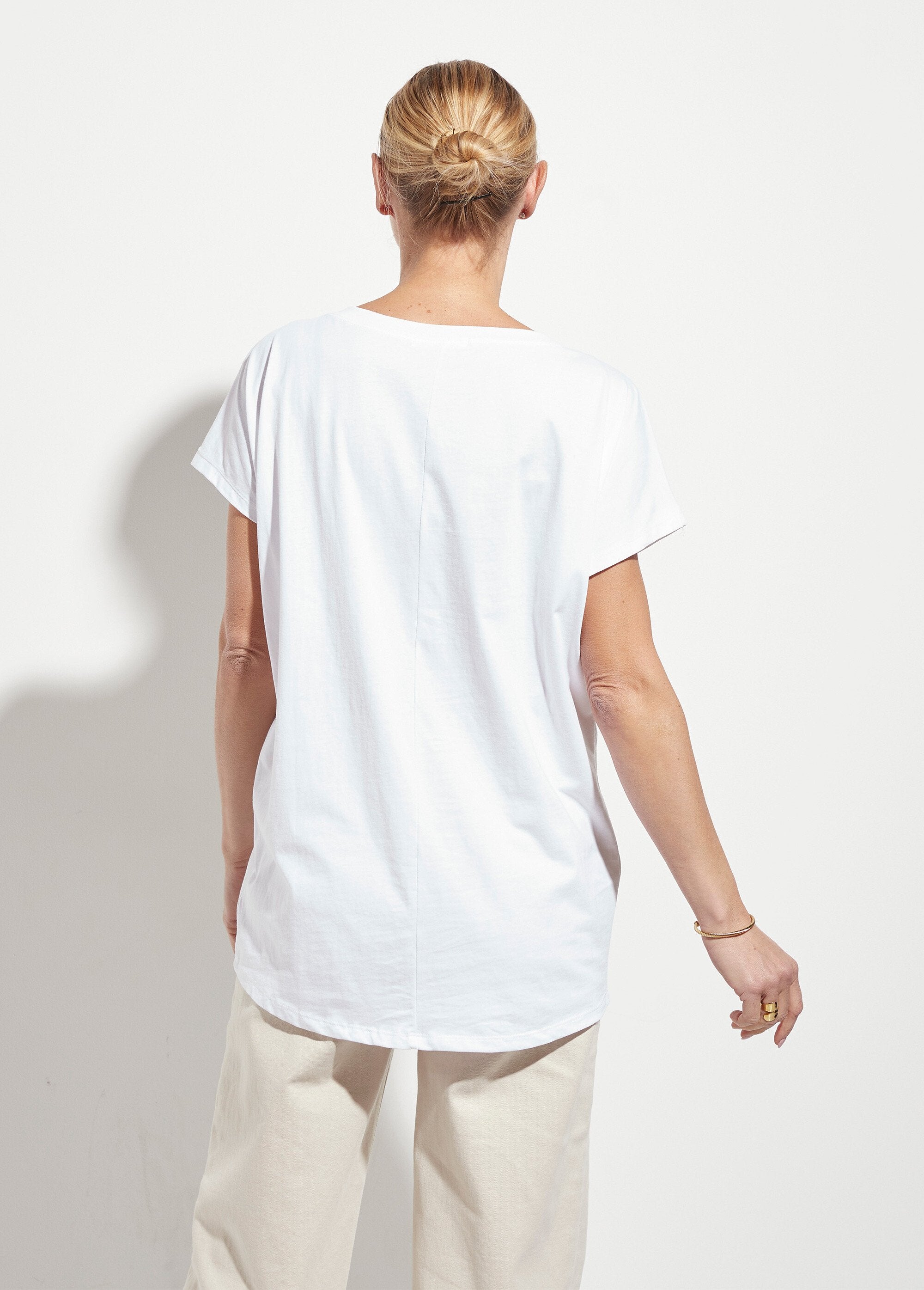 Round_neck_T-shirt_with_glittery_Love_pattern_White_DO1_slim