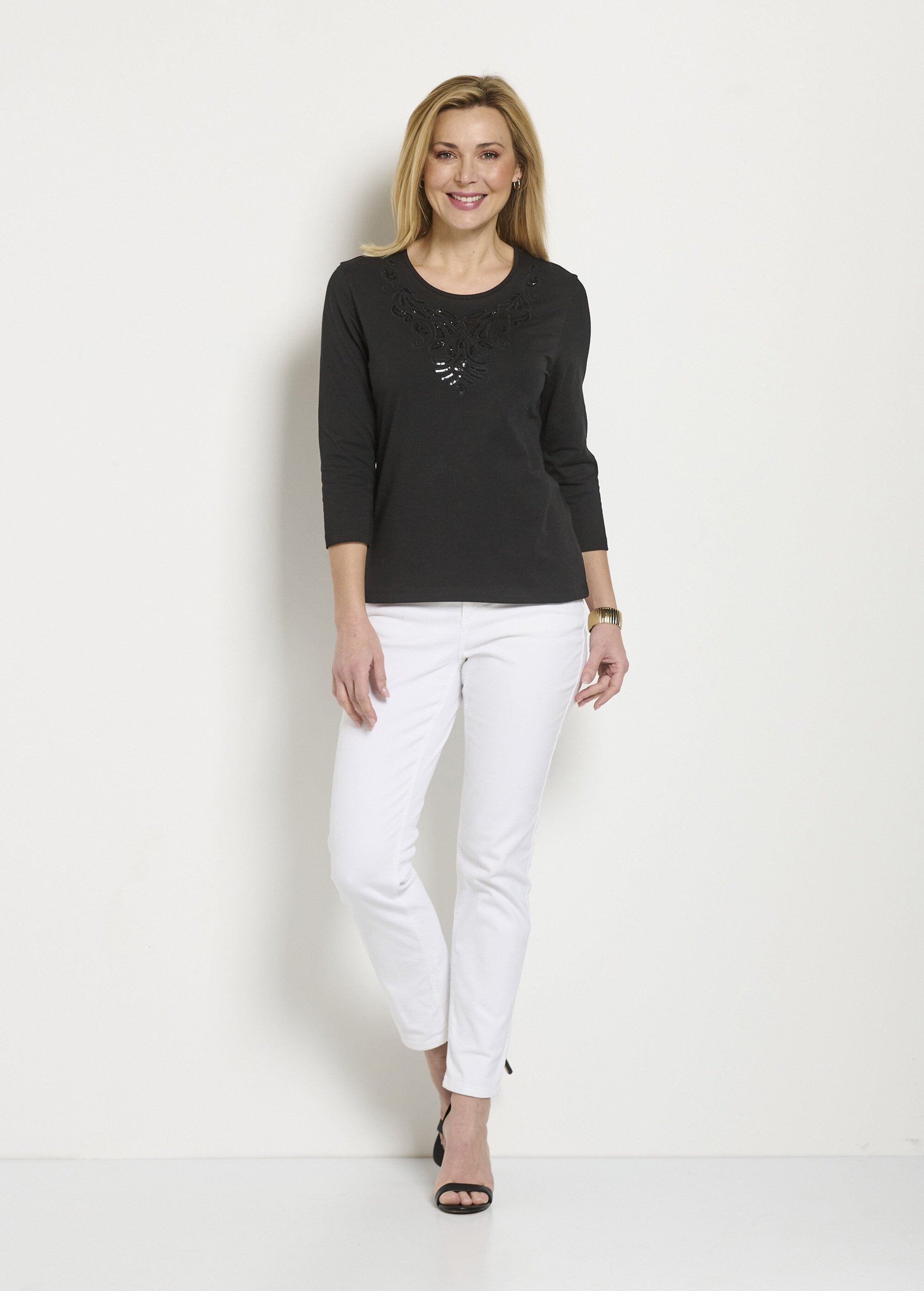 Short_embroidered_t-shirt_with_3/4_sleeves_Black_SF1_slim