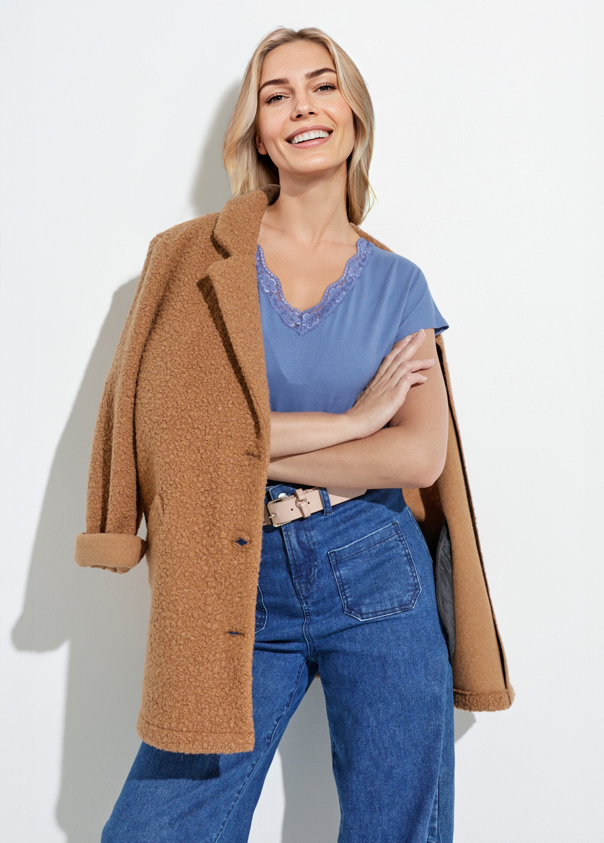 Short_stretch_lace_t-shirt_Storm_blue_SF1_slim