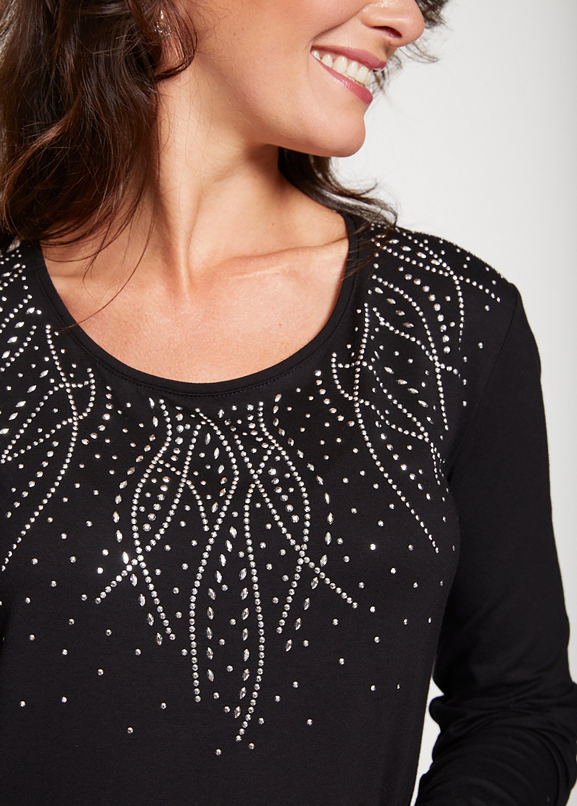 Fancy_long_sleeve_t-shirt_Black_DE1_slim