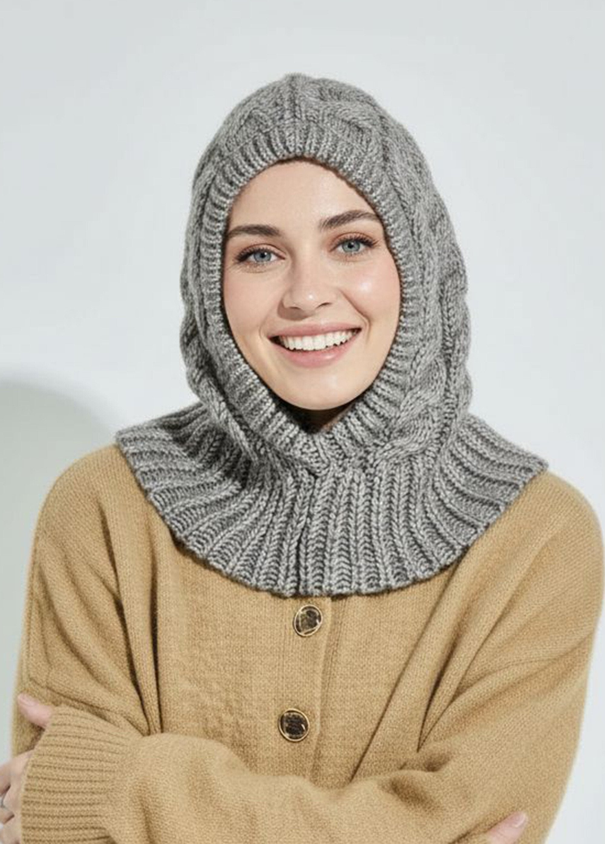 Cagoule_chaude_en_maille_tressée_chinée_Gris_FA1_slim