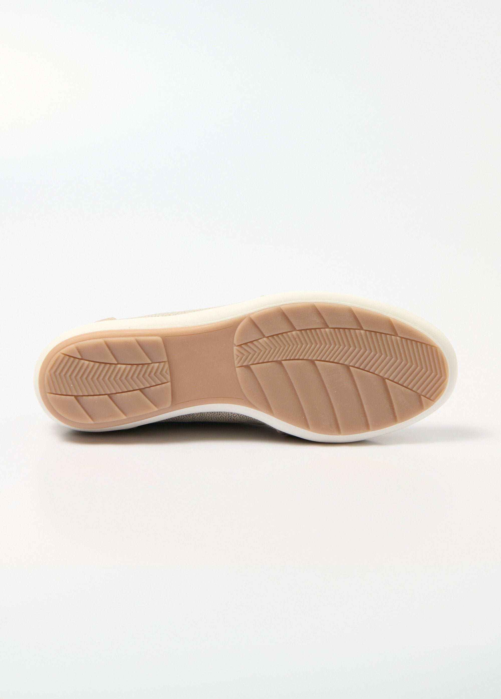 Wide_width_scratch_ballerinas_for_sensitive_feet_Beige_UN1_slim