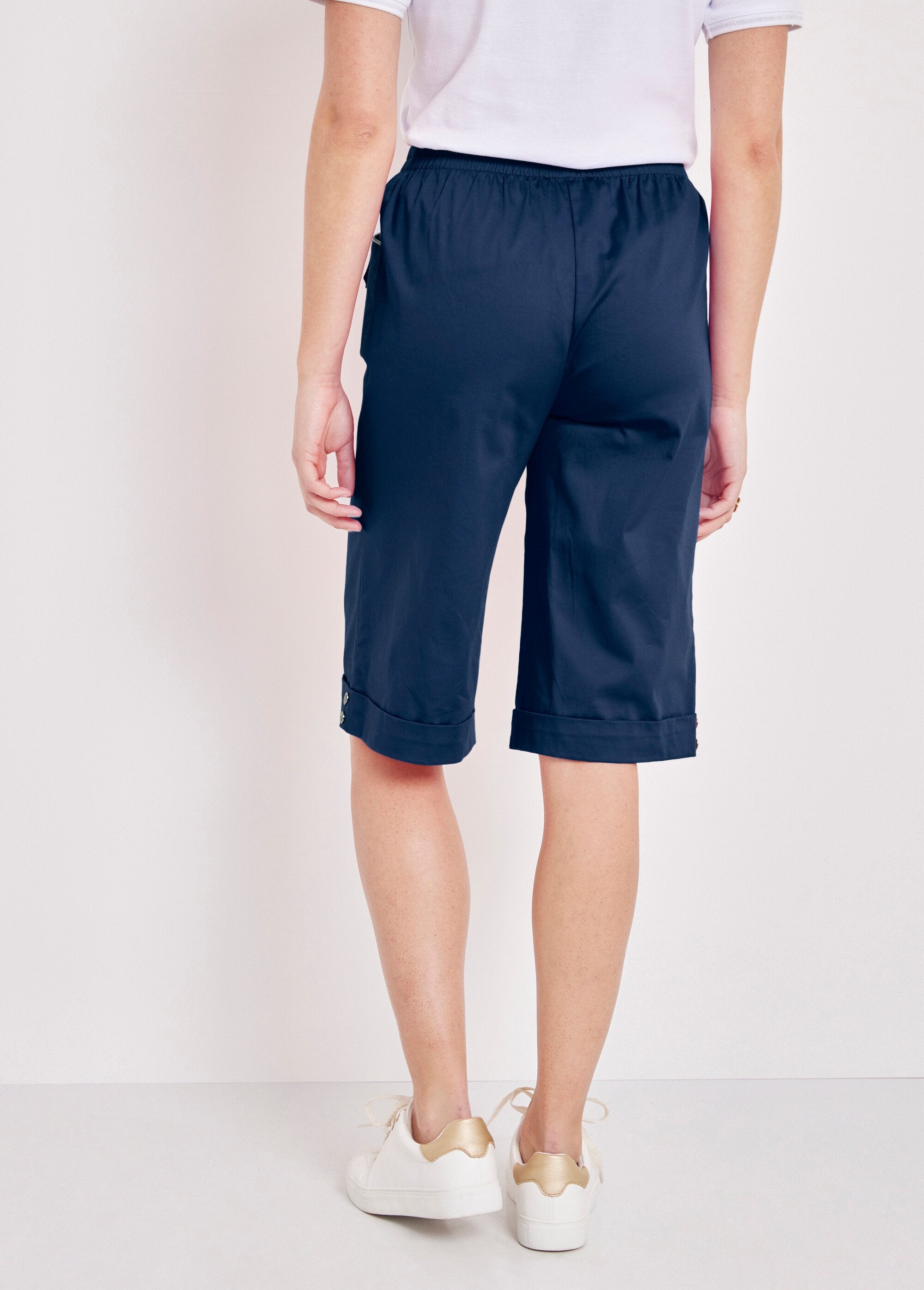 Bermuda_shorts_with_semi-elasticated_waistband_Marine_DO1_slim