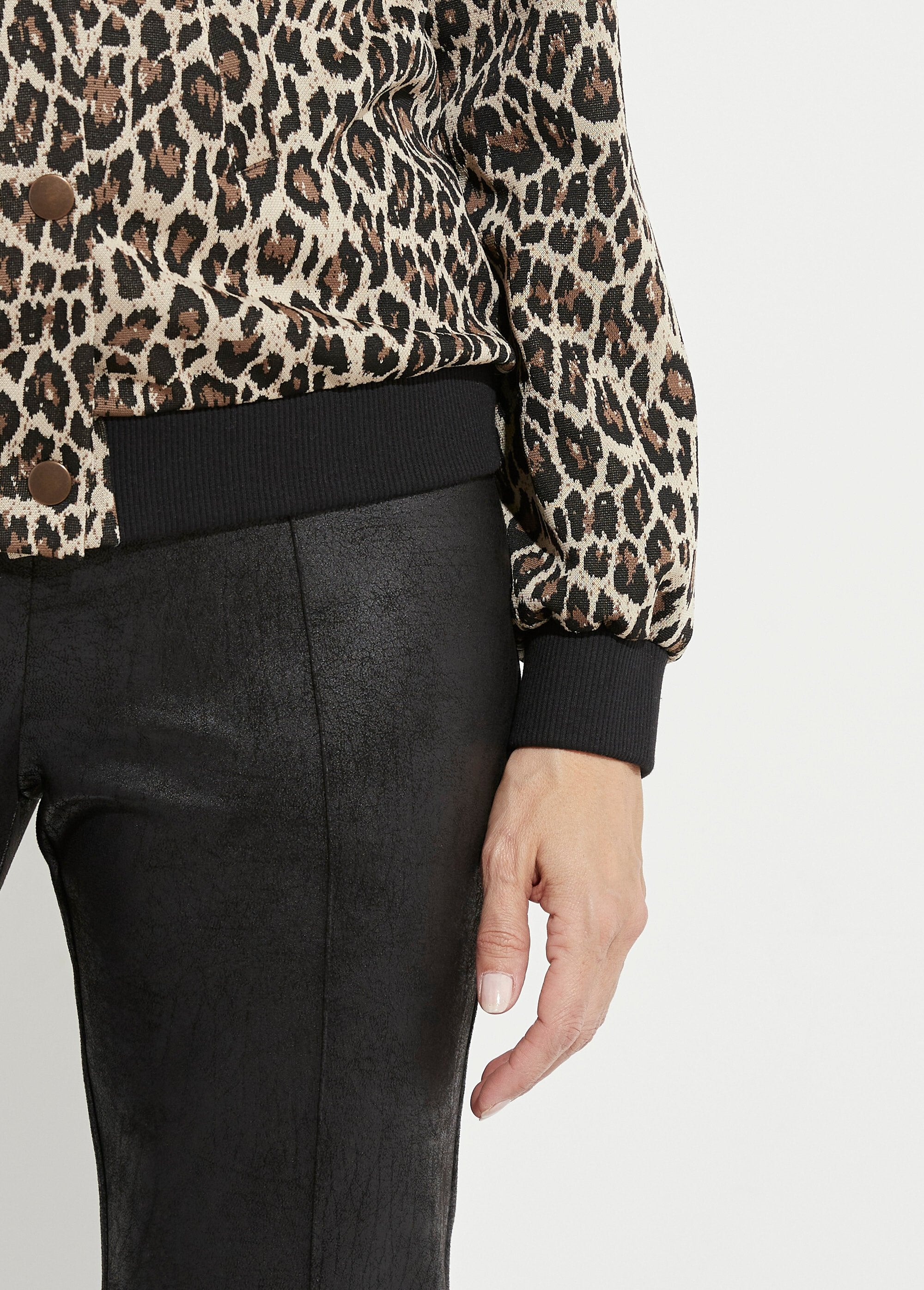 Bomber-style_animal_skin_print_snap-fastening_jacket_Beige_and_black_DE3_slim