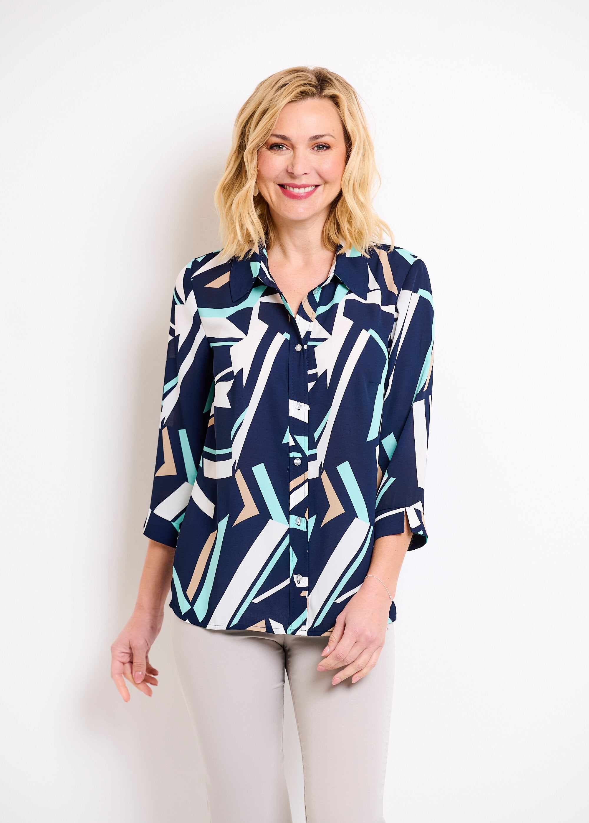 Straight_graphic_blouse_with_3/4_sleeves_Navy_and_beige_FA1_slim