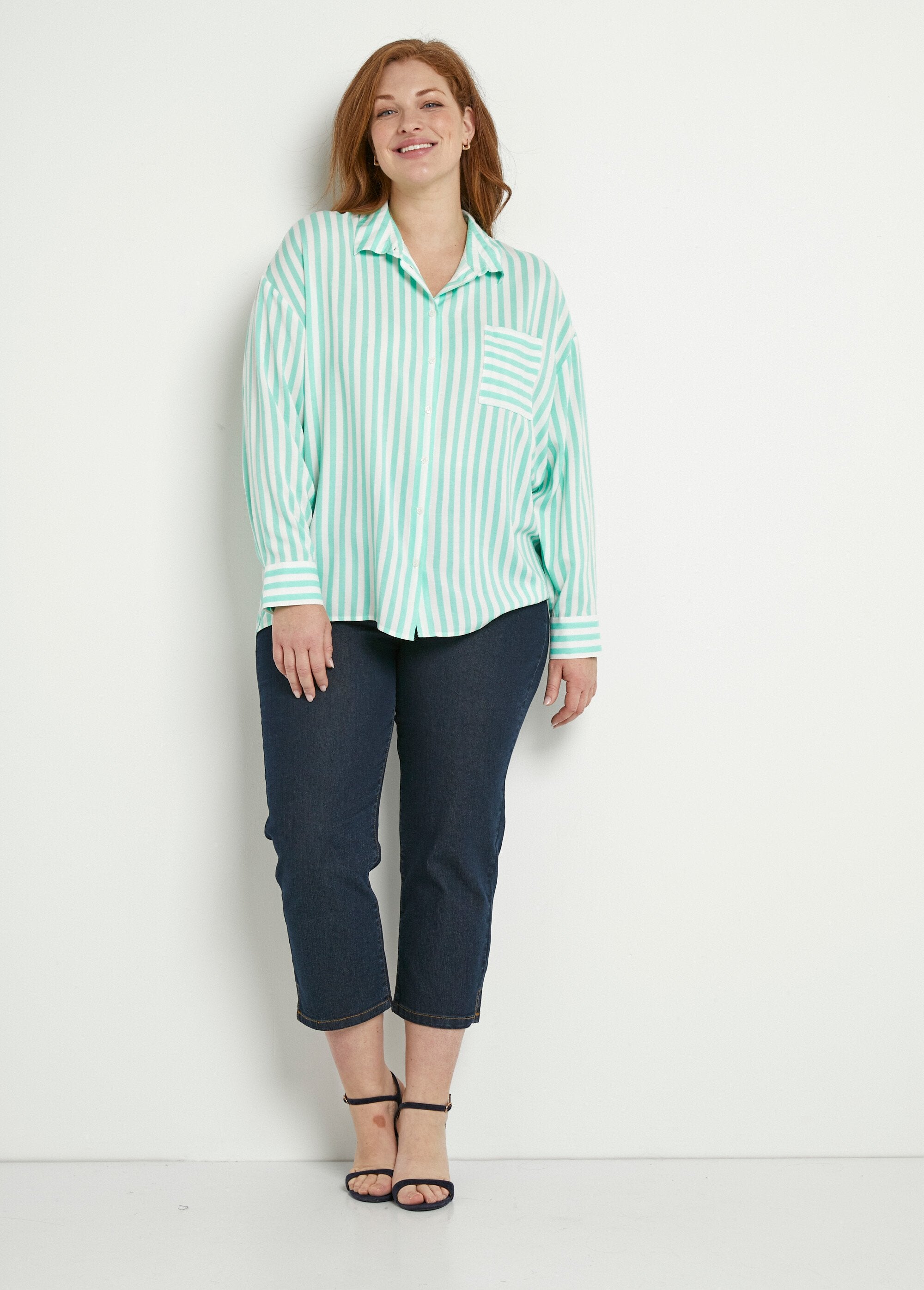 Long_sleeve_striped_flowing_blouse_Green_and_white_SF1_curvy