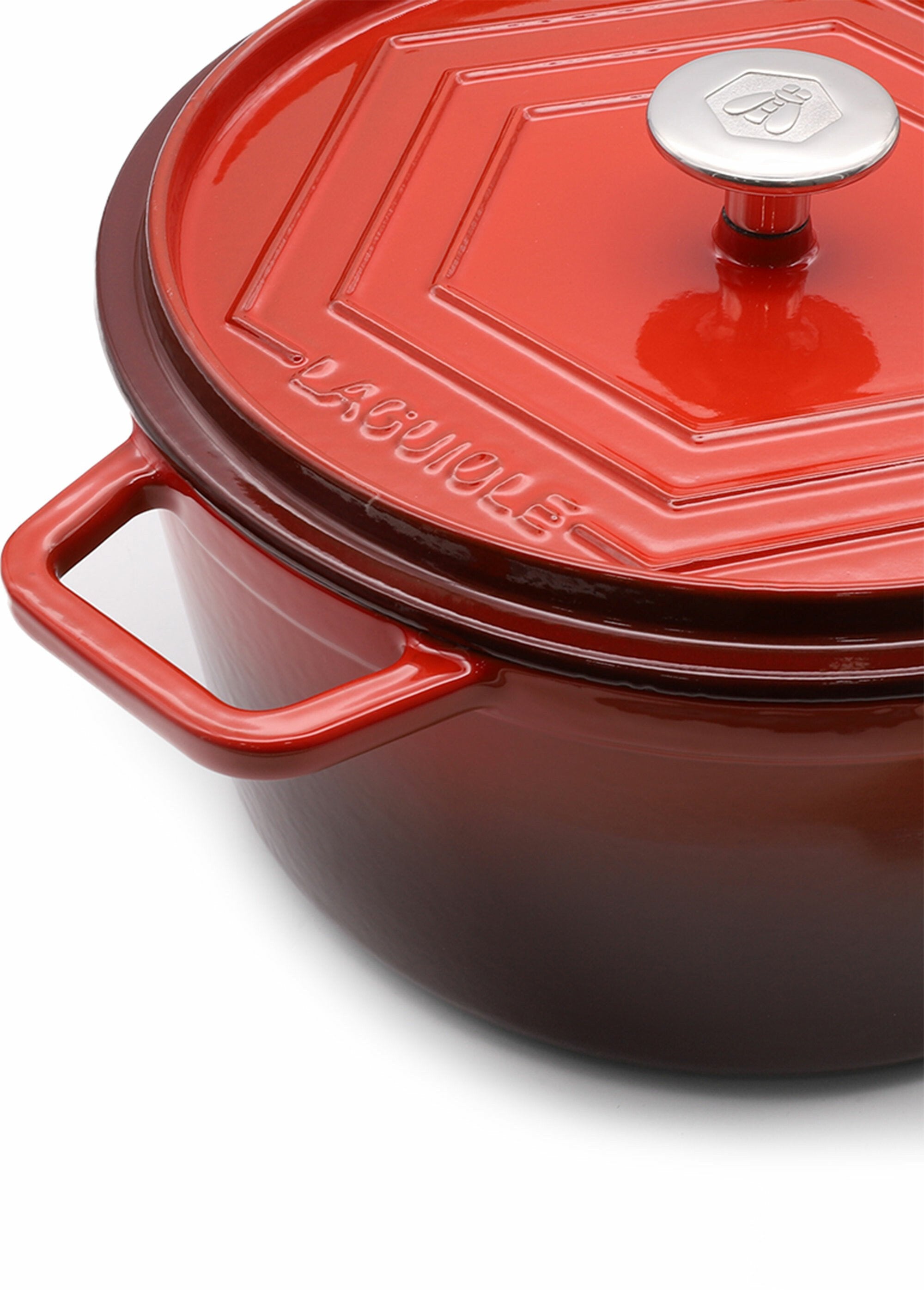 Round_red_enameled_cast_iron_casserole_dish_26_cm_Red_DE1_slim