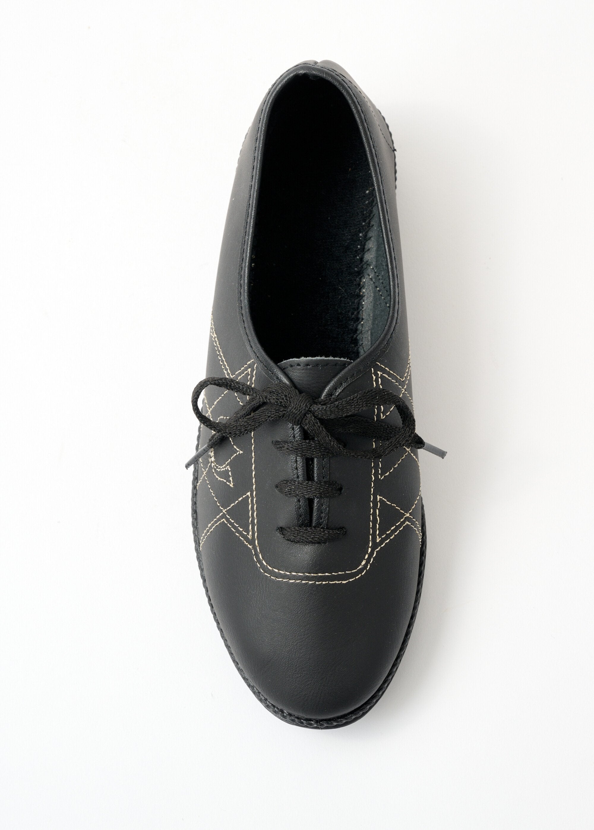 Comfort_width_leather_lace-up_derbies_Black_OV1_slim