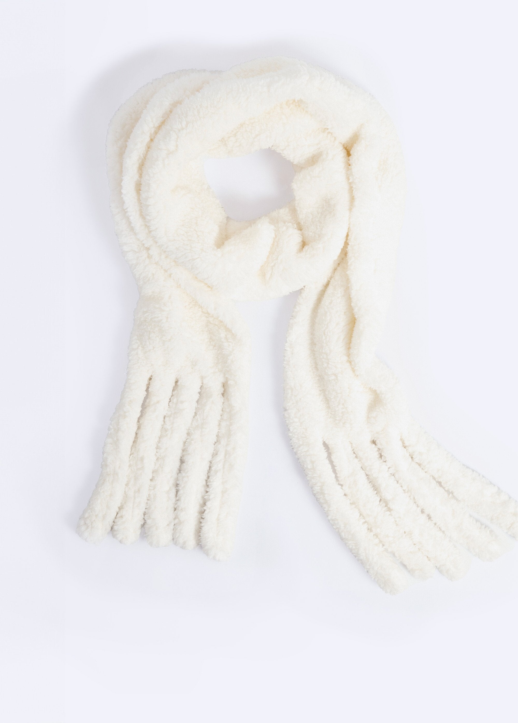 Warm_scarf,_plain_sherpa-style_fleece_White_FA1_slim