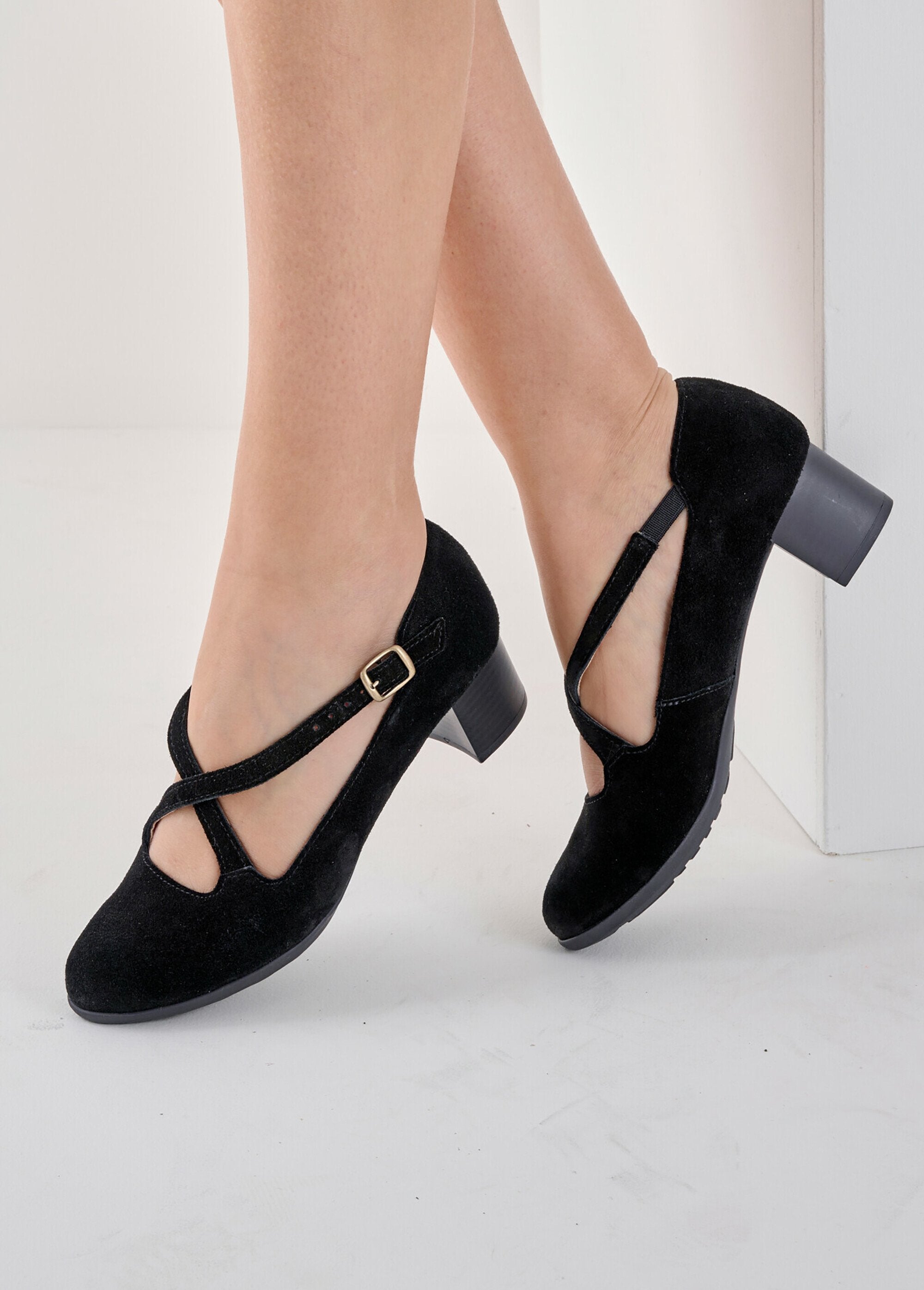 Leather_comfort_wide_heel_pumps_Black_SF1_slim