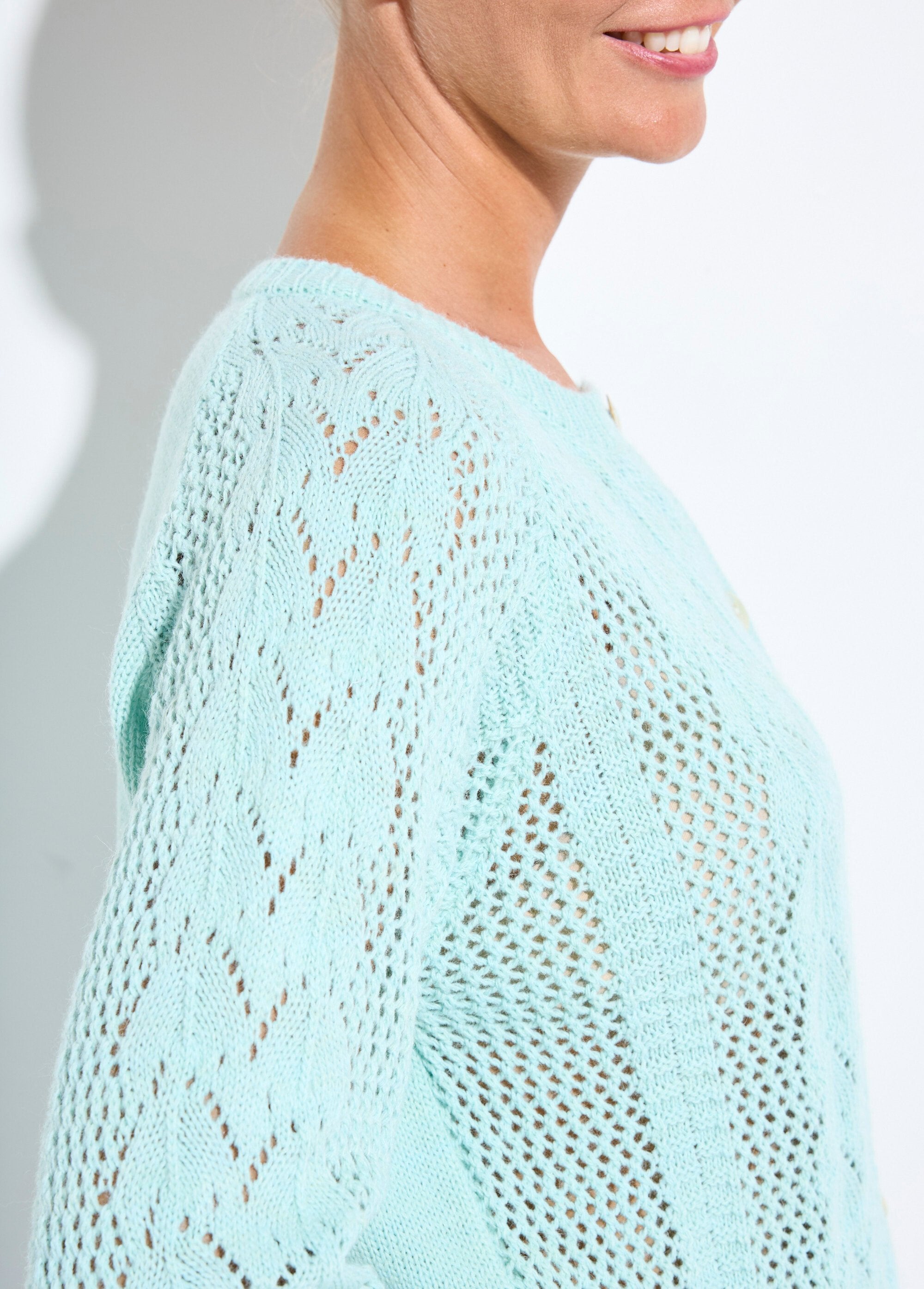 Openwork_buttoned_cardigan_with_wool_and_cashmere_Green_DR1_slim