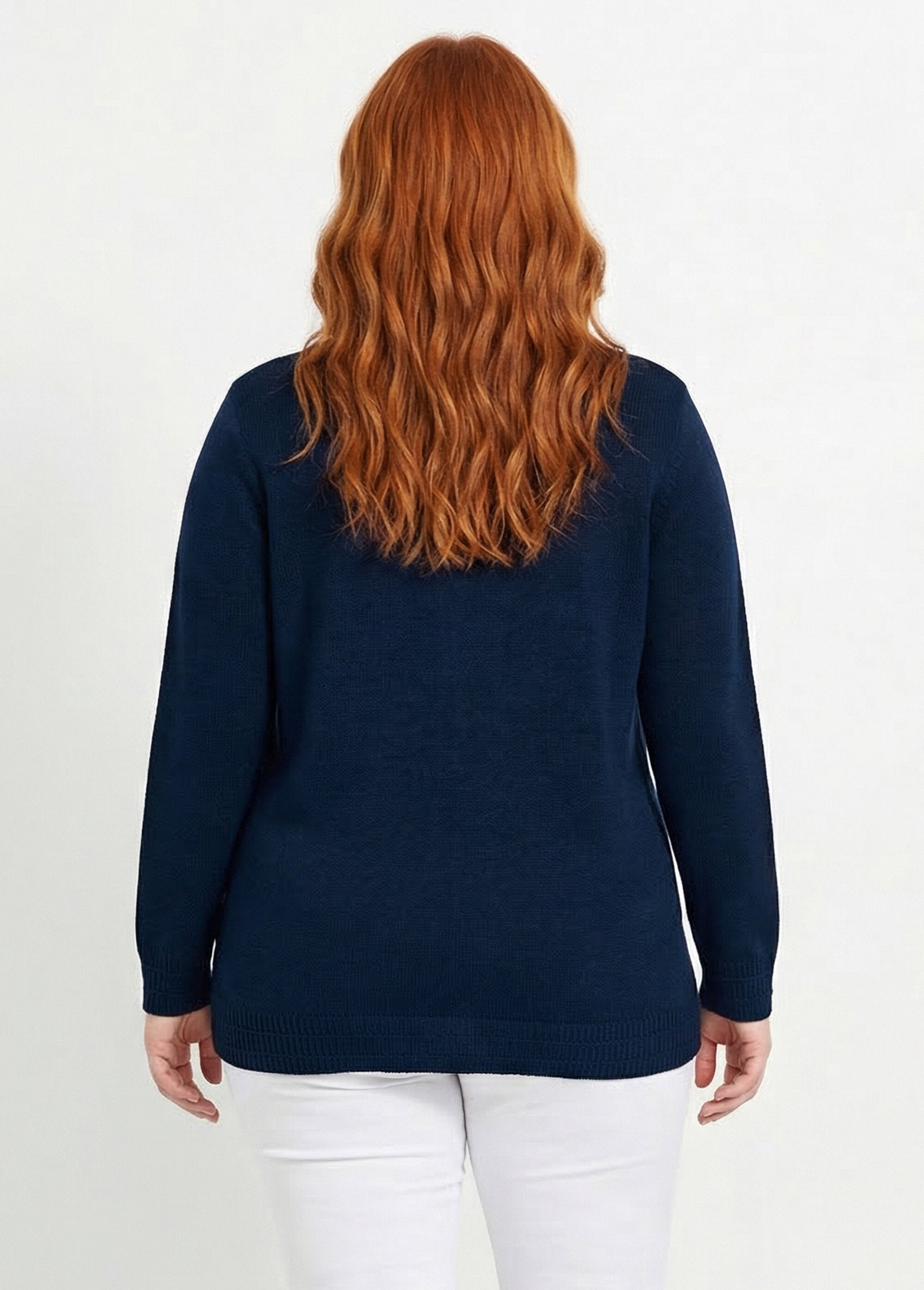 Long-sleeved_buttoned_cardigan_Marine_DO1_curvy