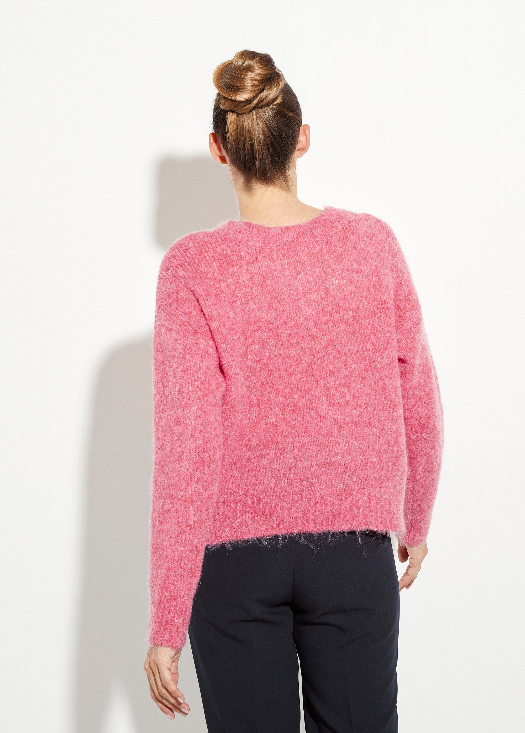 Warm_wool_vest_with_jewel_buttons_Pink_DO1_slim