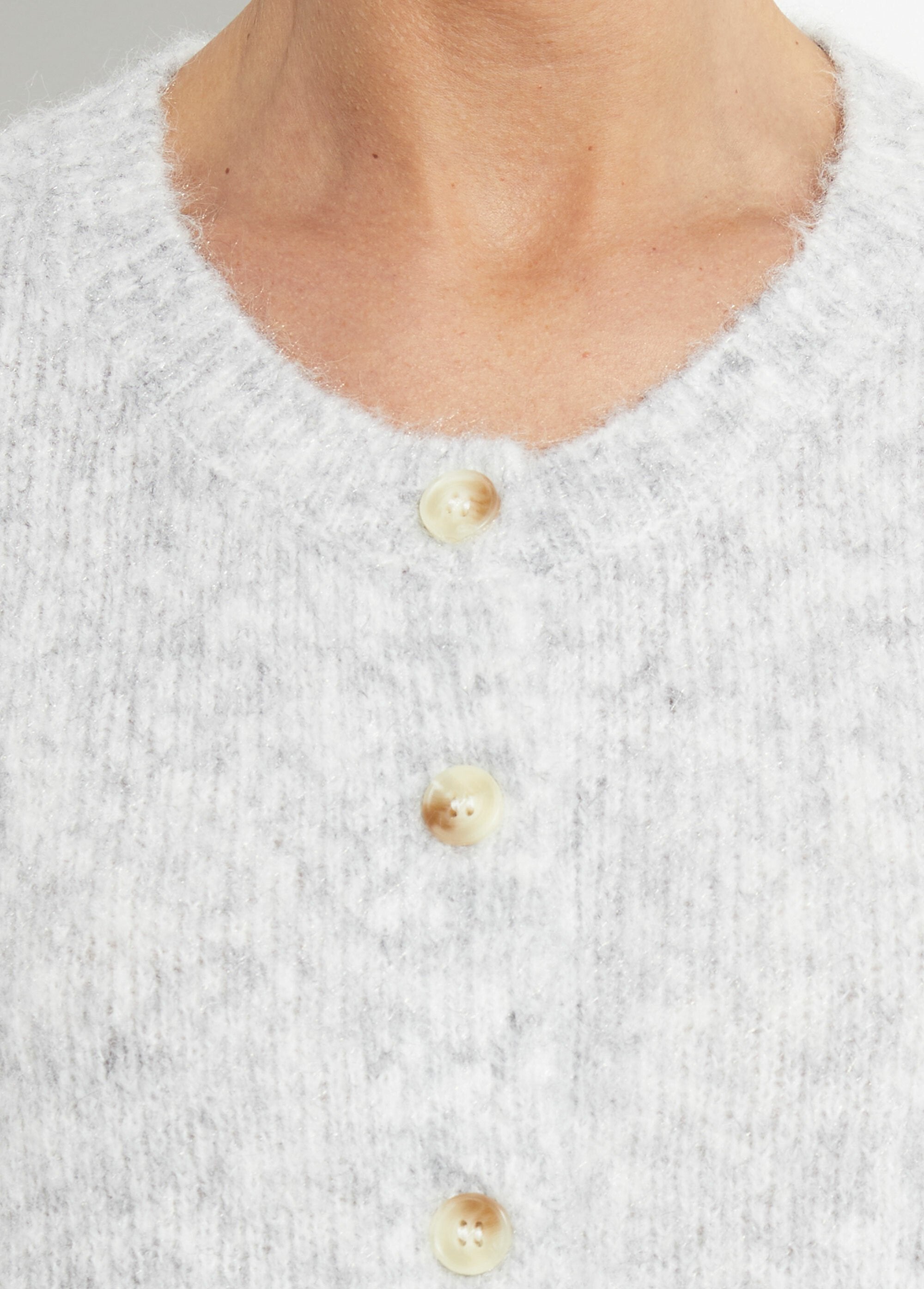 Round_neck_knitted_cardigan_with_wool_Light_gray_DE1_slim