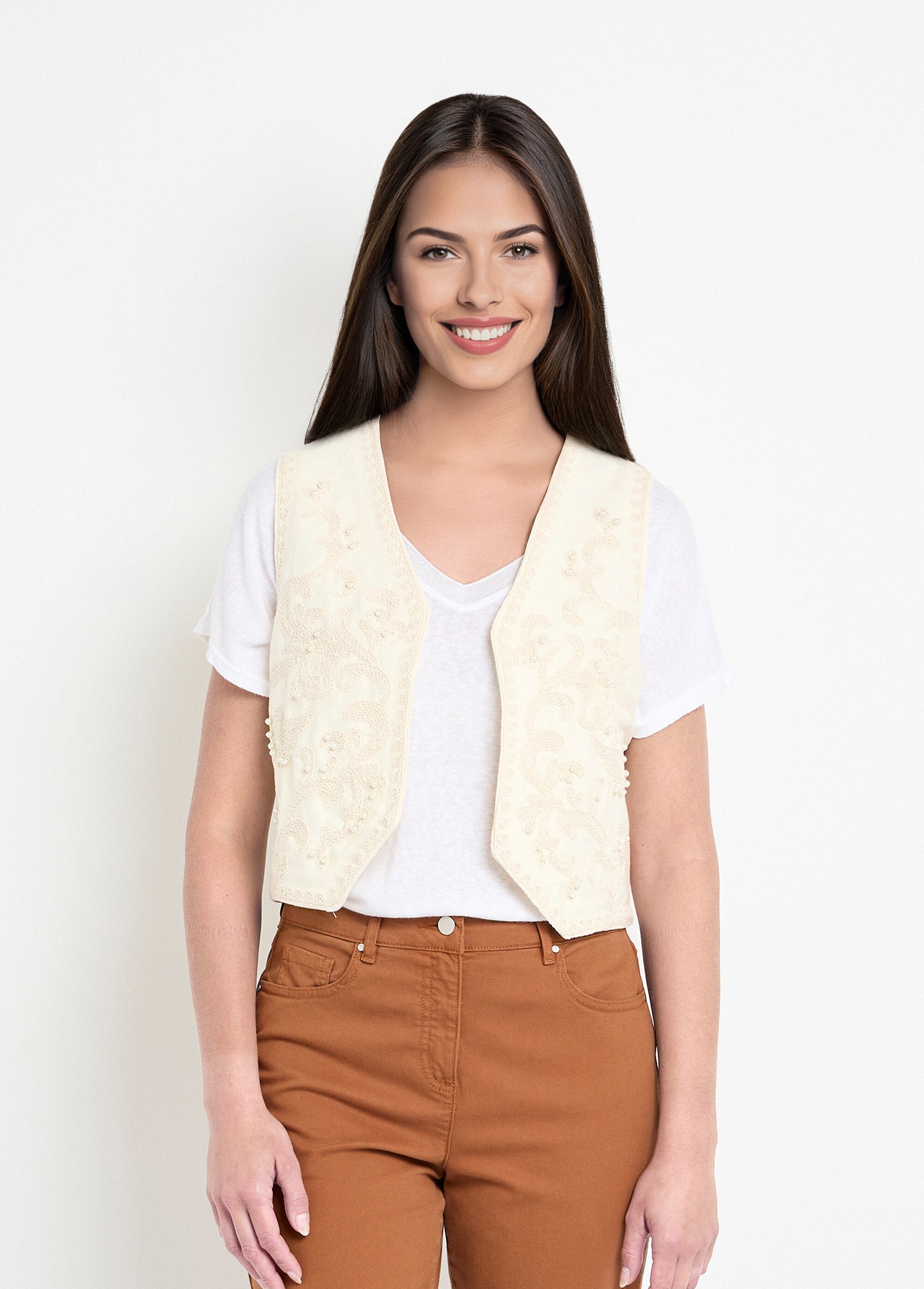 Sleeveless_vest_with_embroidery_and_pearls_Ecru_FA1_slim