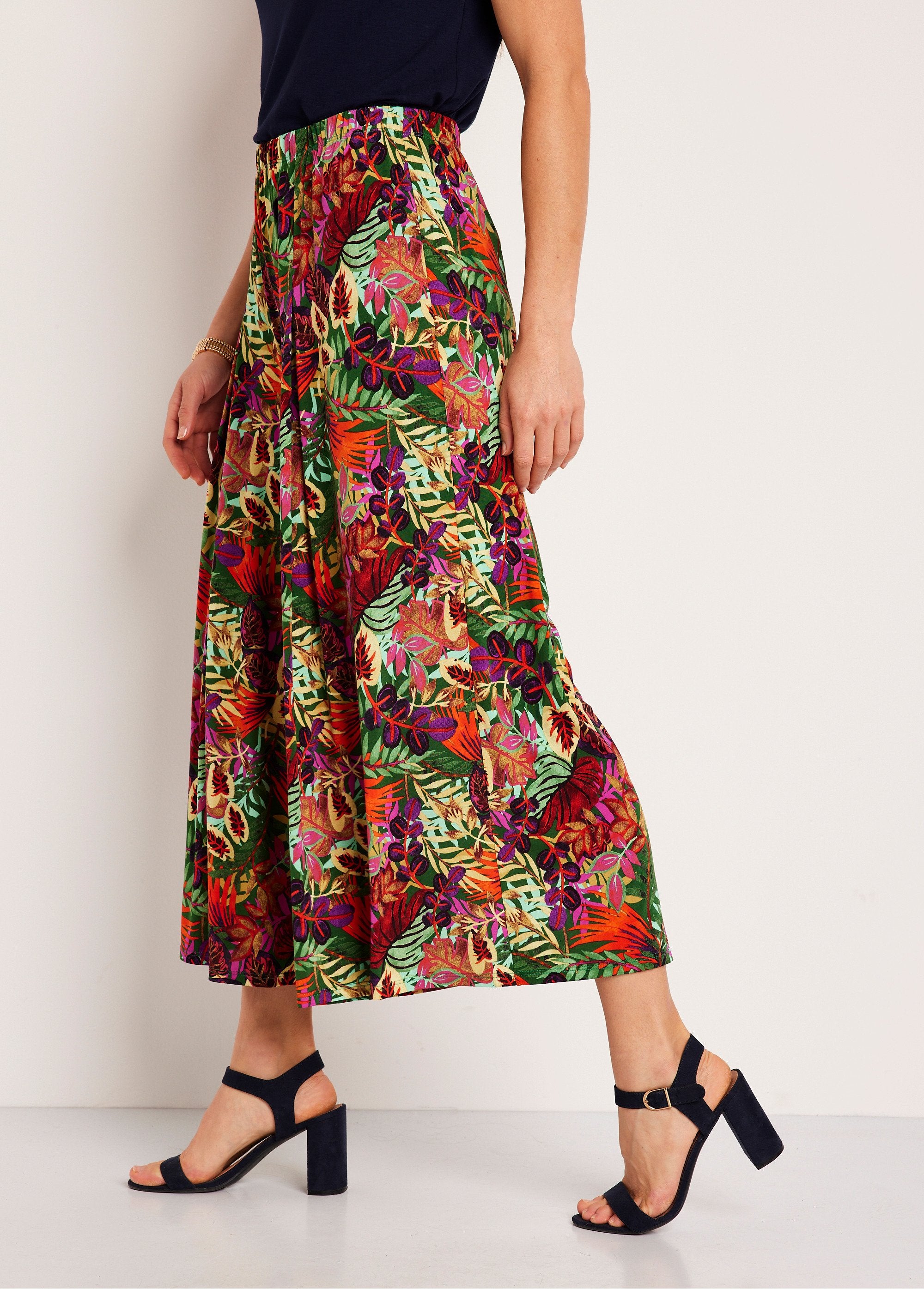 Loose_elasticated_waist_culottes_Multicolor_GA1_slim