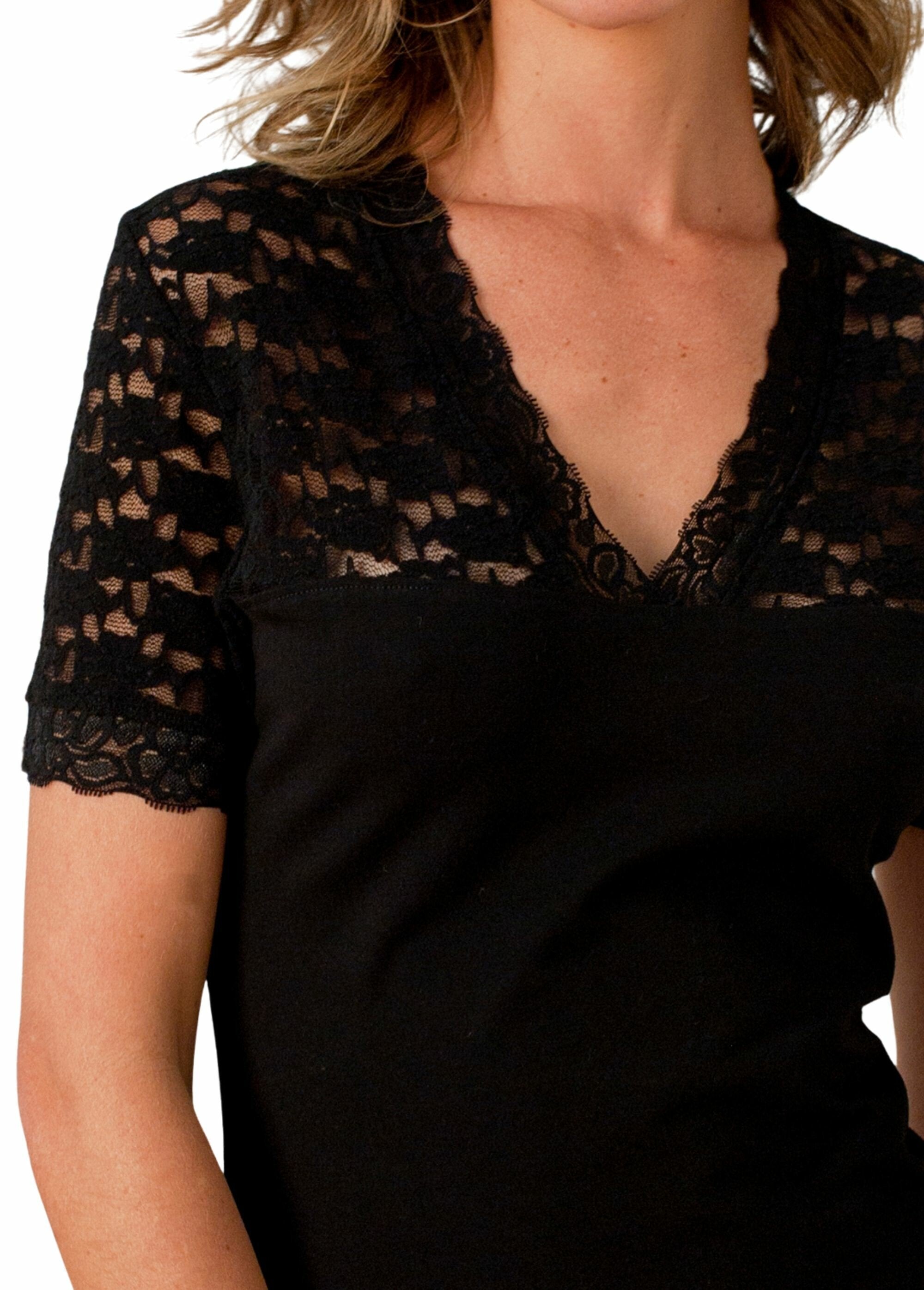 Short-sleeved_lace_jersey_undershirt_Black_DE1_slim