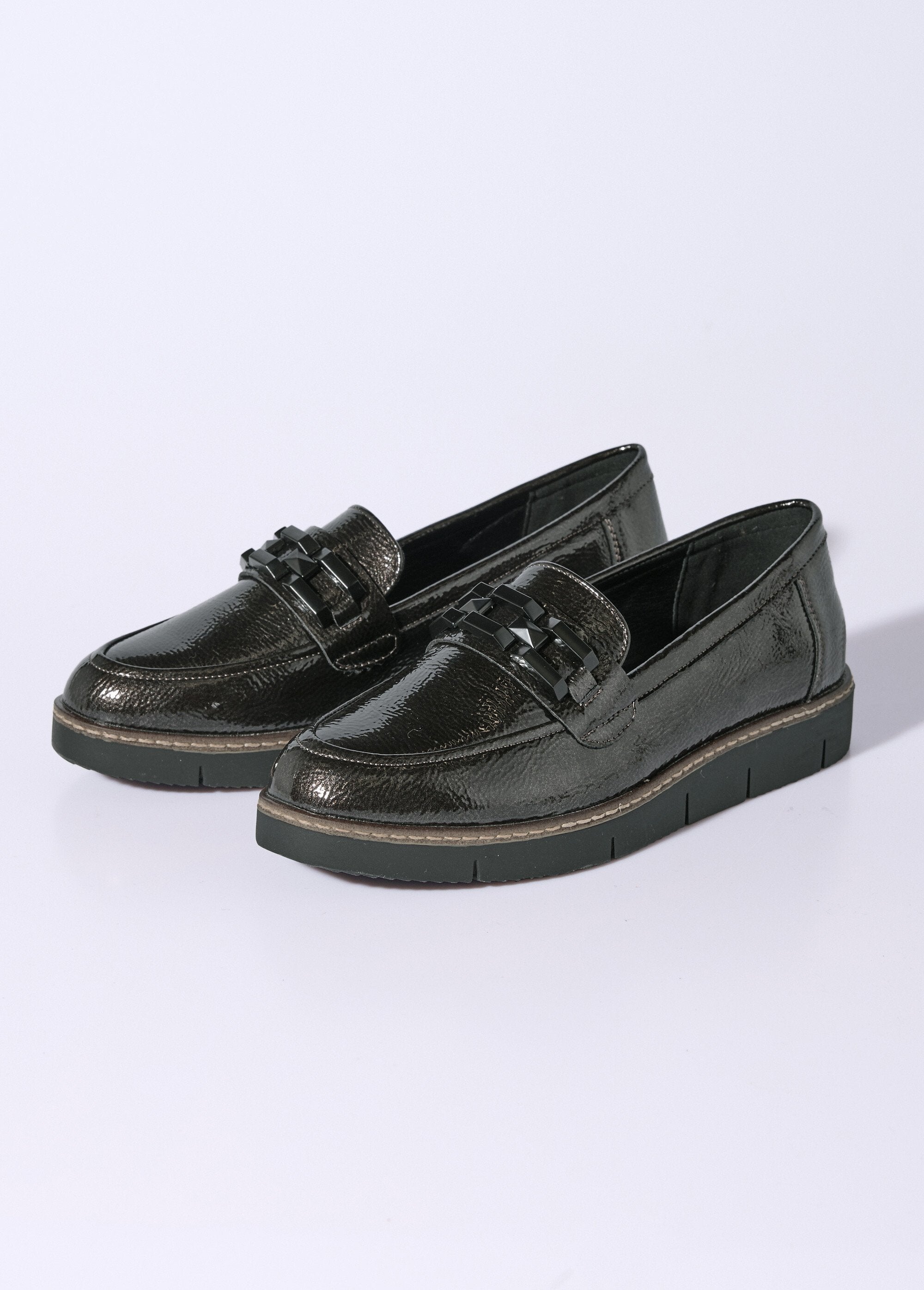 Rock-style_wedge_loafers_Gray_DE1_slim