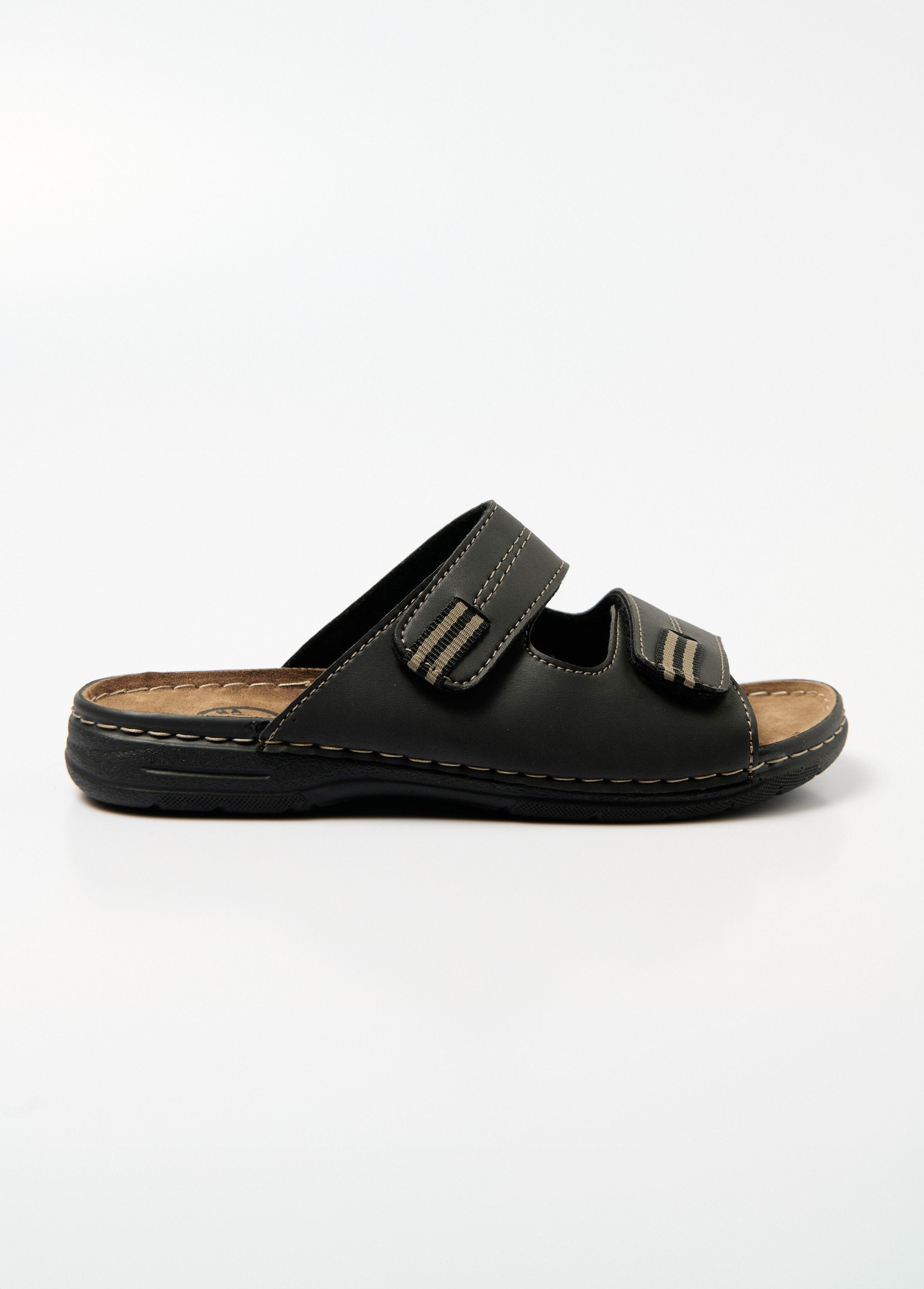 Mule_with_full_opening_Black_DR1_slim