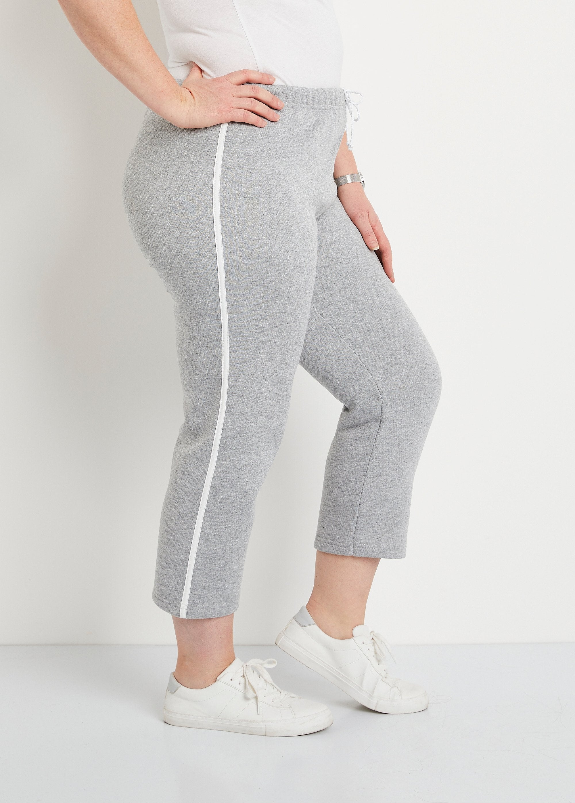 Cropped_lounge_pants_with_side_stripes_Heather_gray_DR1_curvy