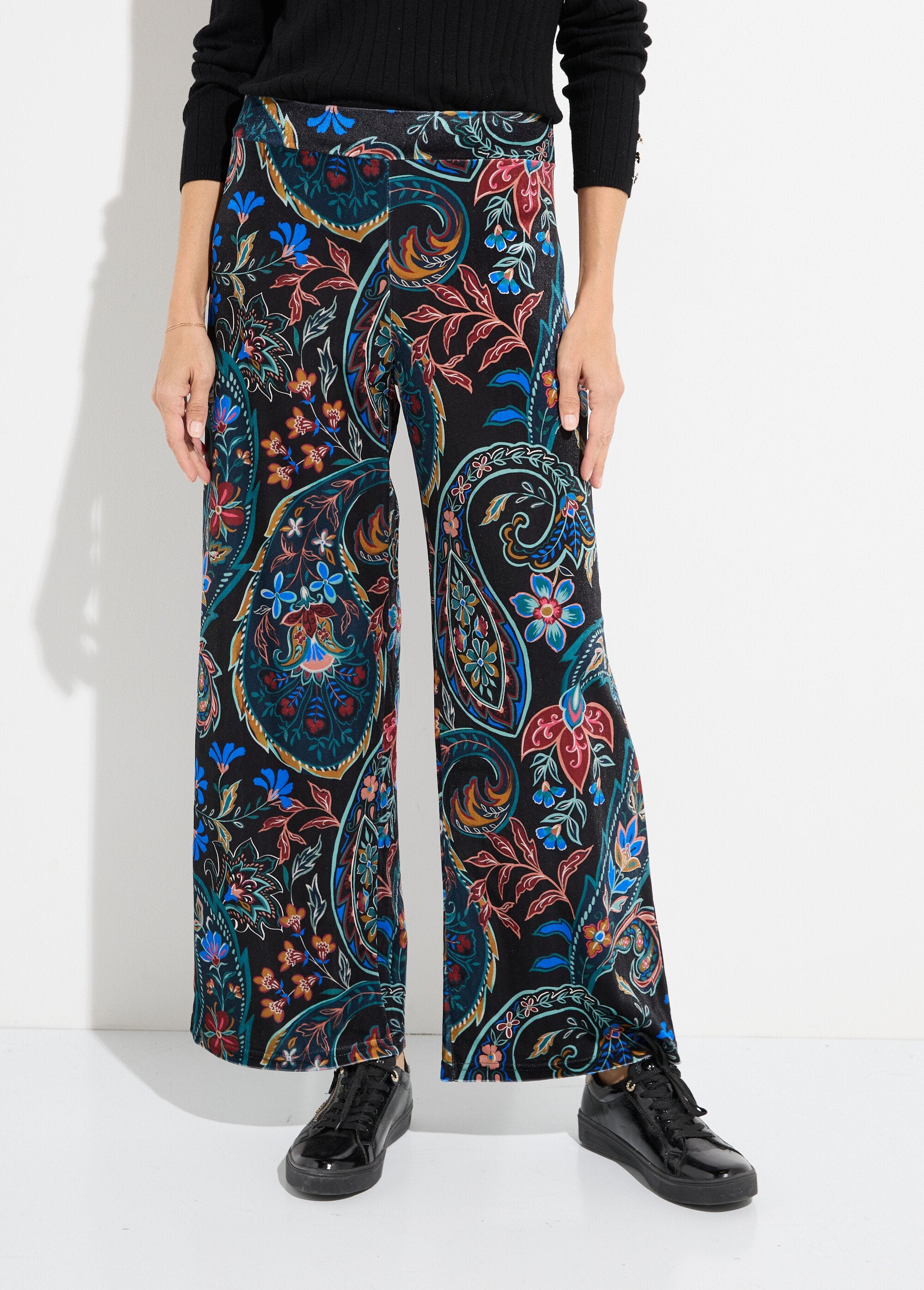 Velvet_pants_with_paisley_print_Black_prints_FA1_slim