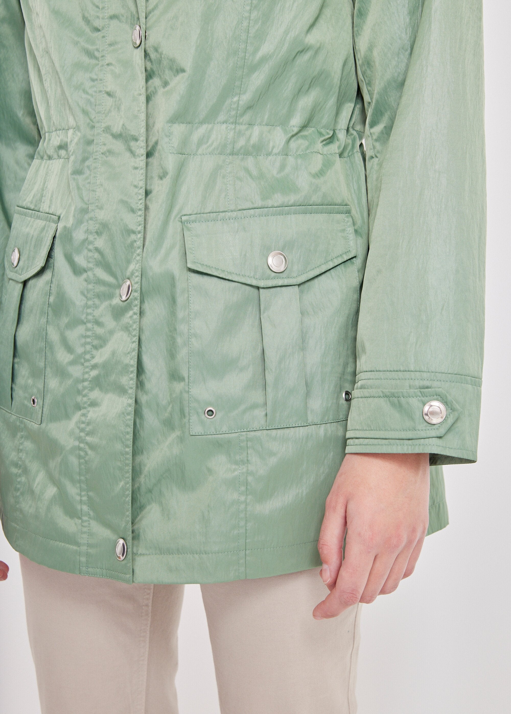 Zippered_and_press-studded_parka_Almond_green_DE3_slim