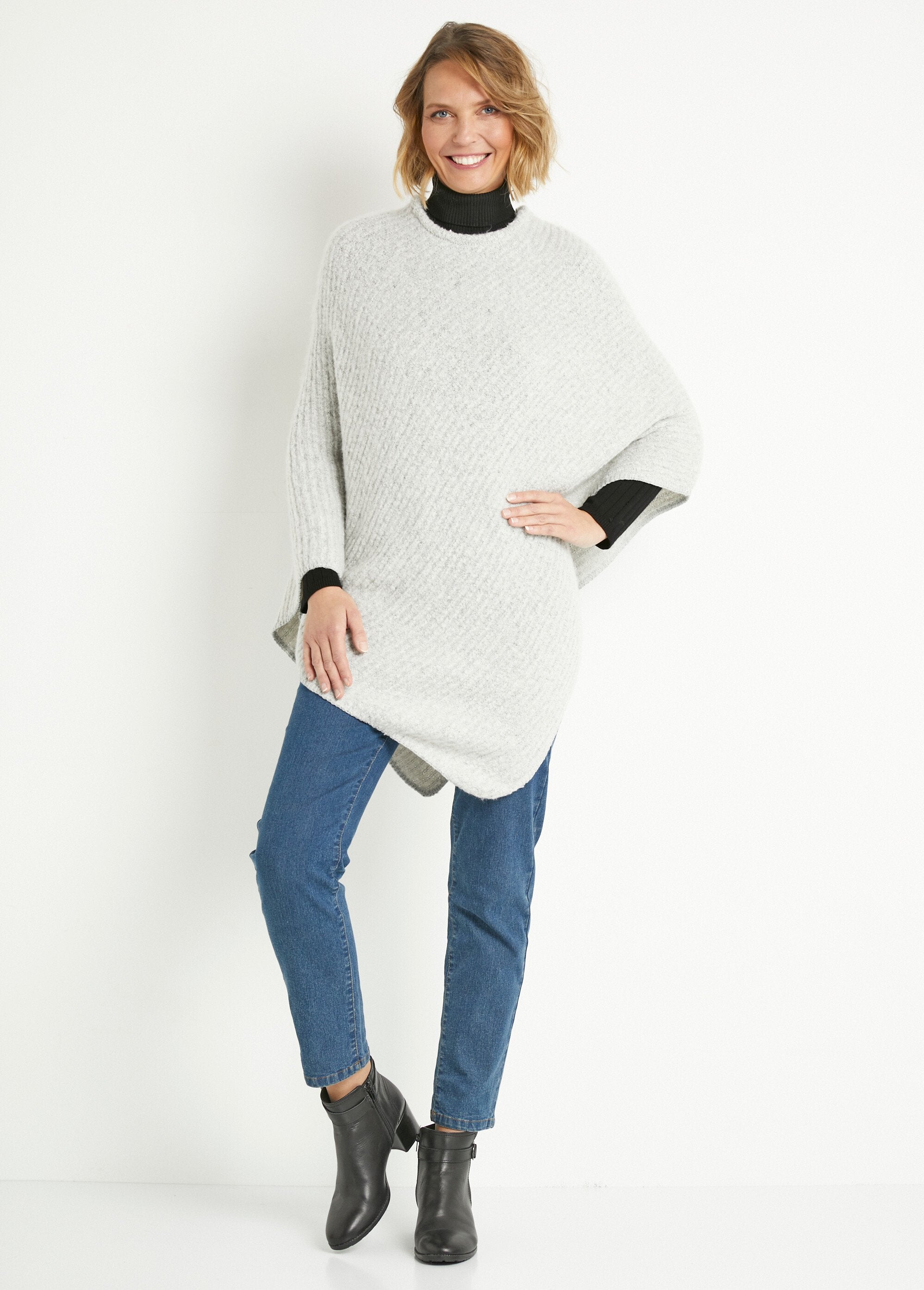 Warm_fluffy_knit_poncho_Gray_SF1_slim