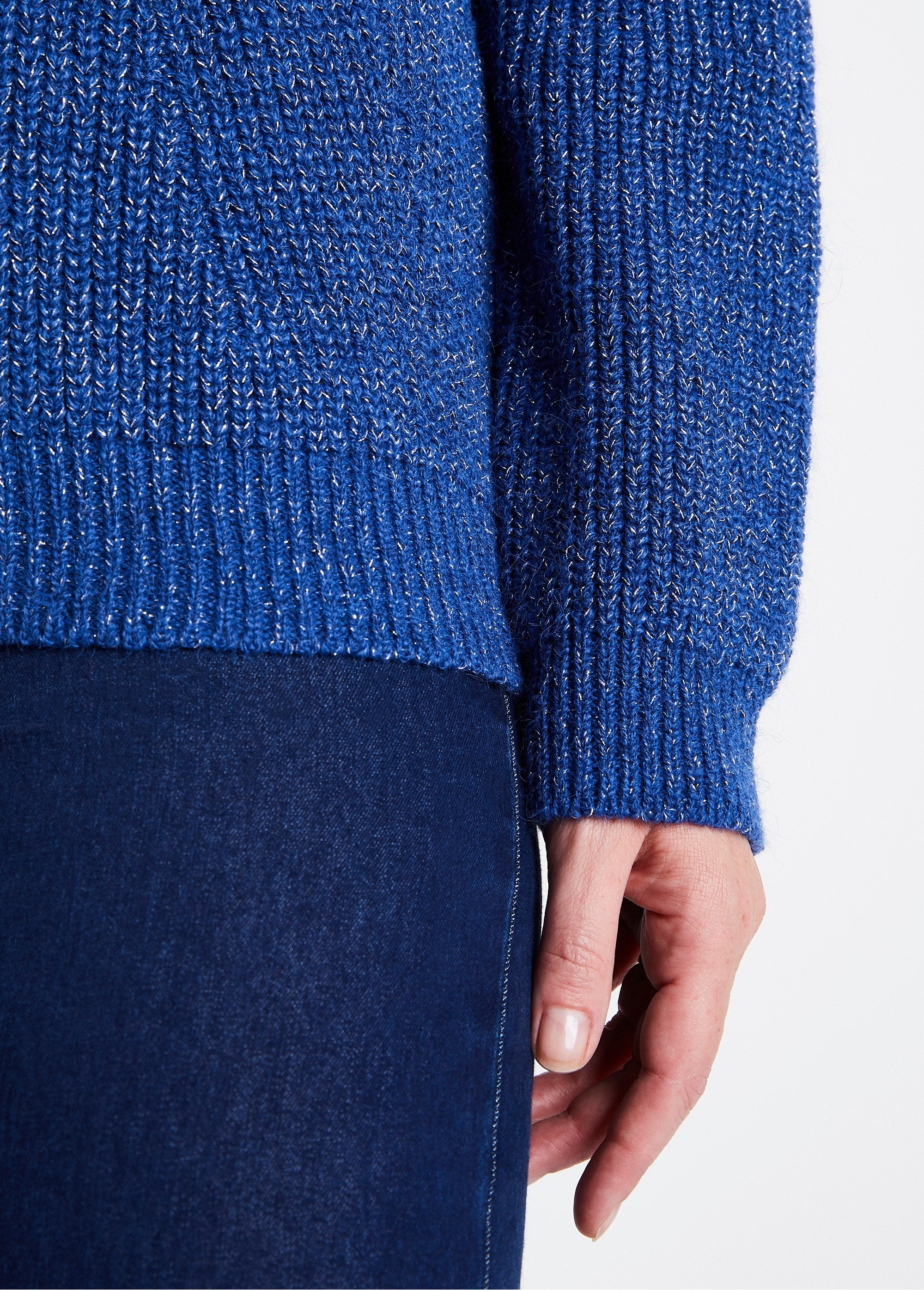 Round_neck_beaded_knit_sweater_with_wool_Blue_DE2_slim