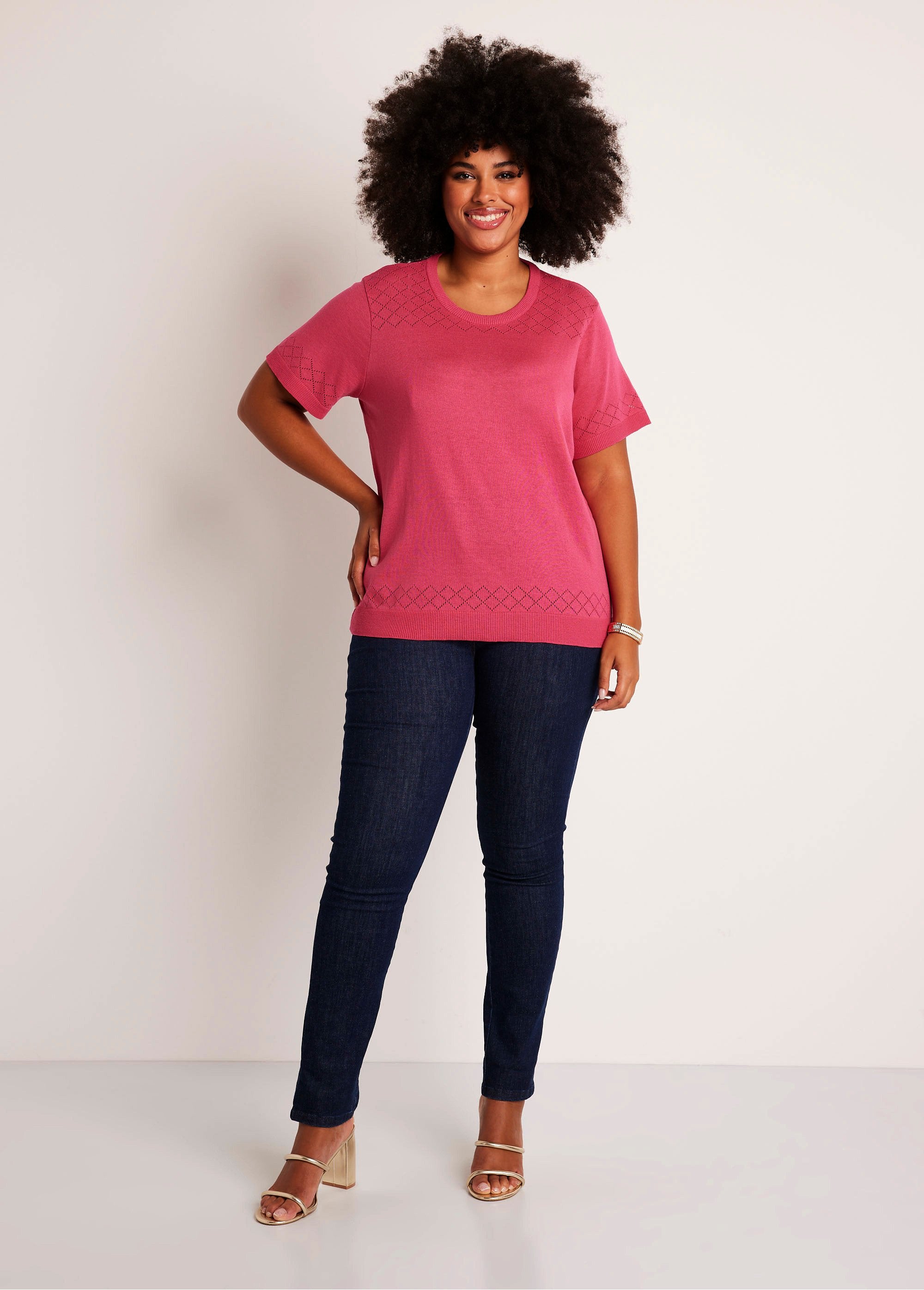 Thin_short-sleeved_openwork_sweater_Pink_SF1_curvy