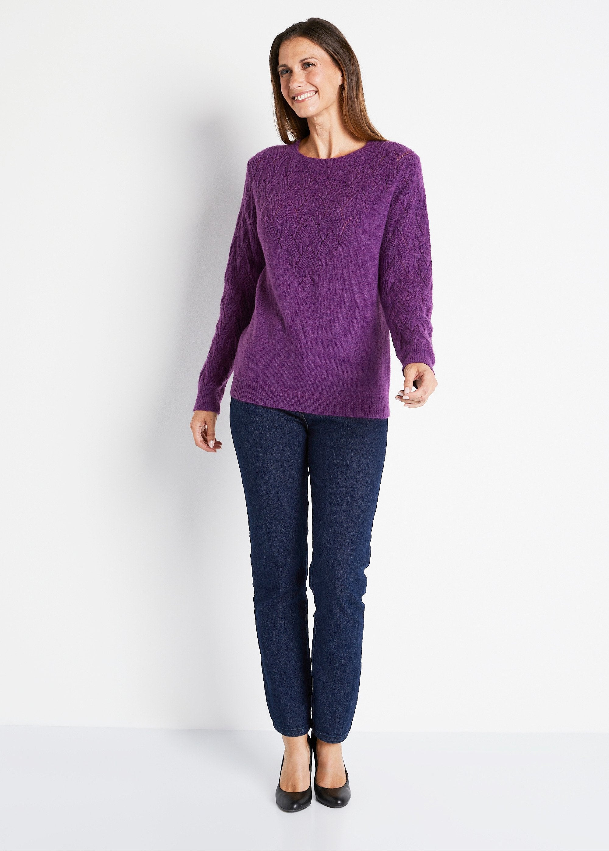 Soft_plain_round_neck_fancy_knit_sweater_Violin_SF1_slim