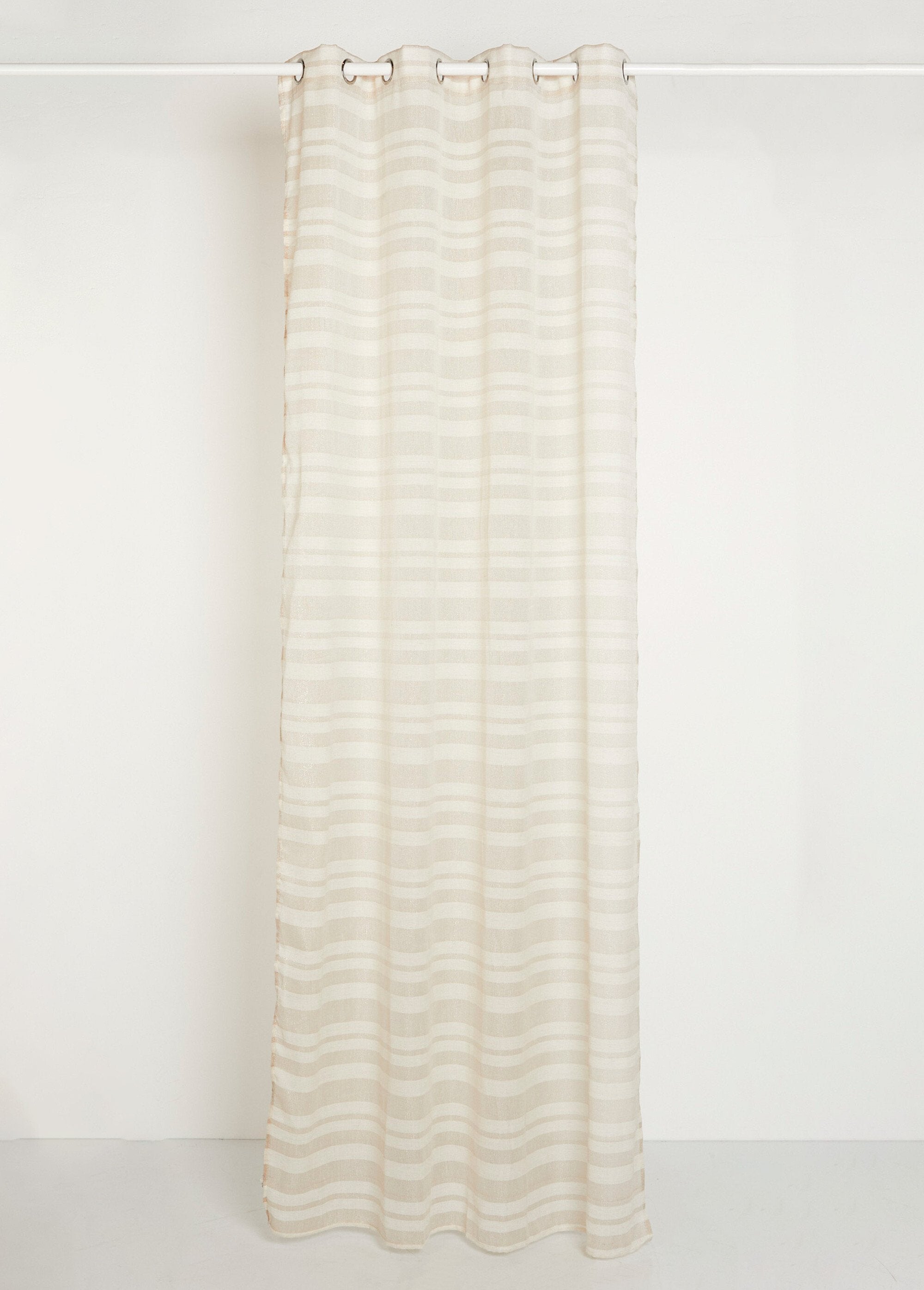 One-panel_curtain,_light_and_shiny_stripes_Beige_stripe_FA1_slim
