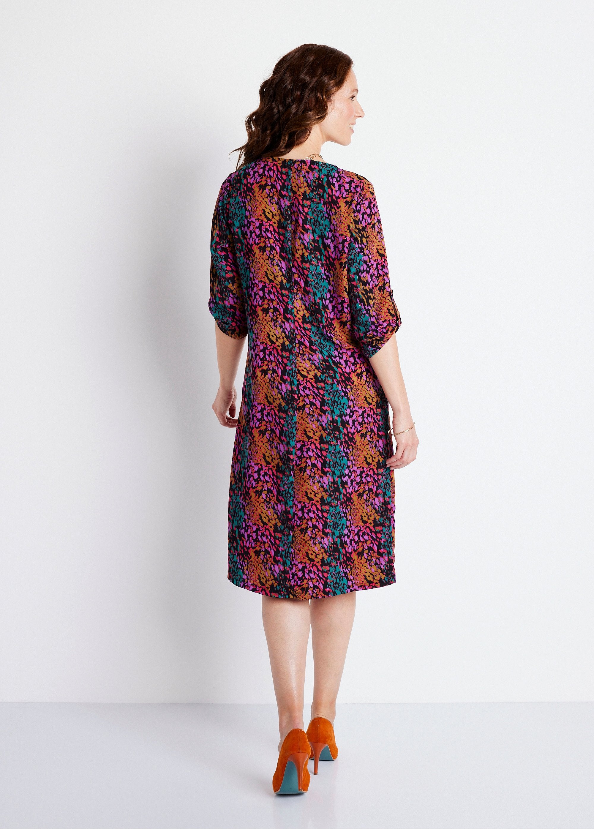 Loose_short_straight_printed_dress_Multicolor_Imp_DO1_slim