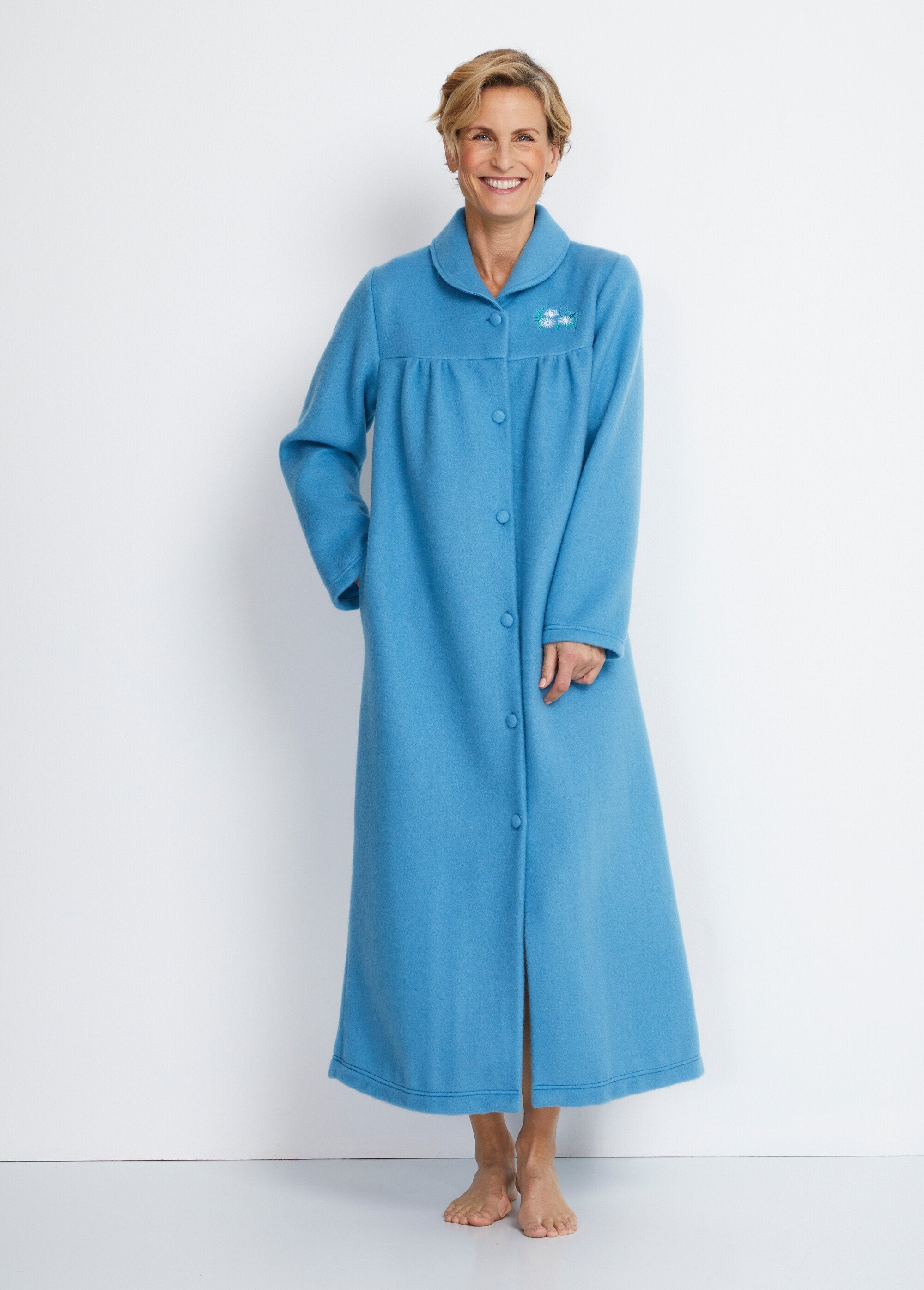 Long_embroidered_fleece_buttoned_bathrobe_with_shawl_collar_Blue_Duck_FA1_slim