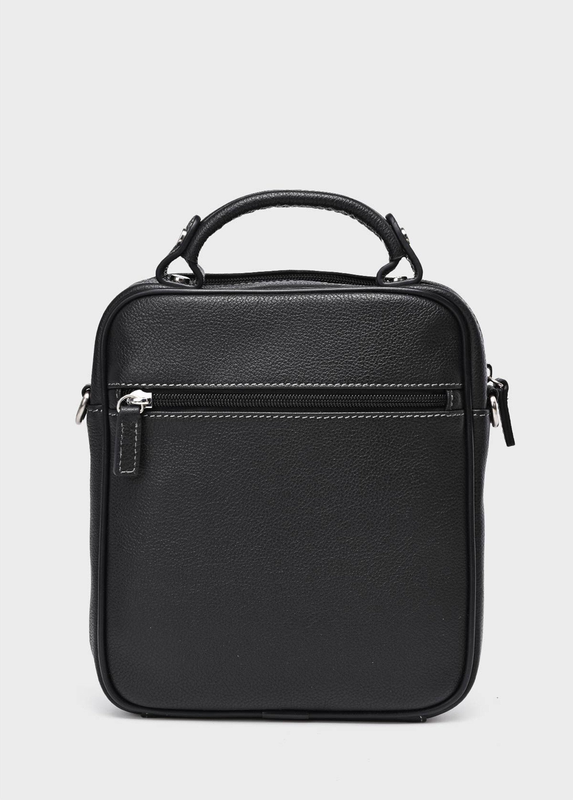 Elegant_men's_leather_satchel_Black_DO1_slim