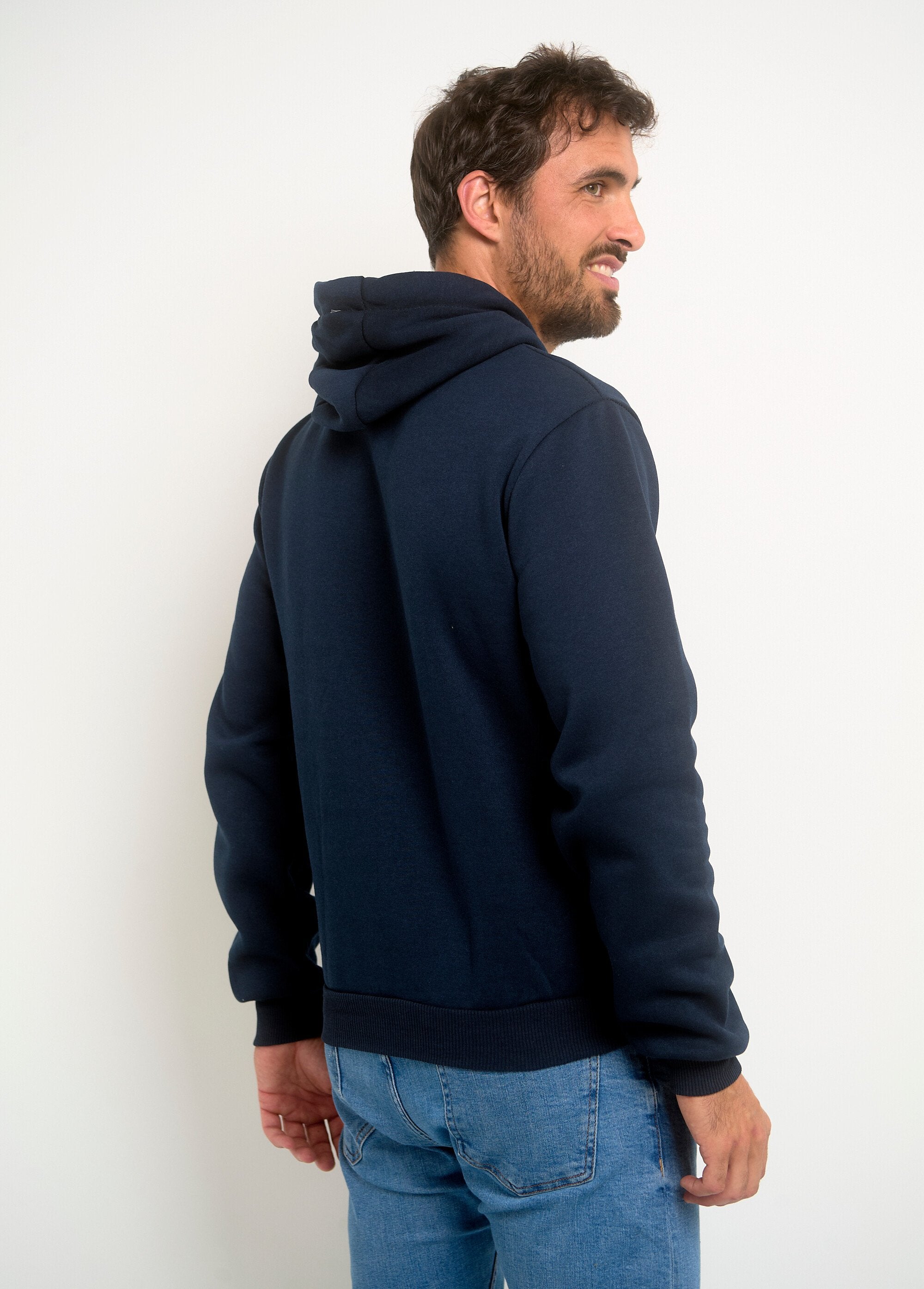 Men's_sweatshirt_with_kangaroo_pocket_Marine_DO1_slim