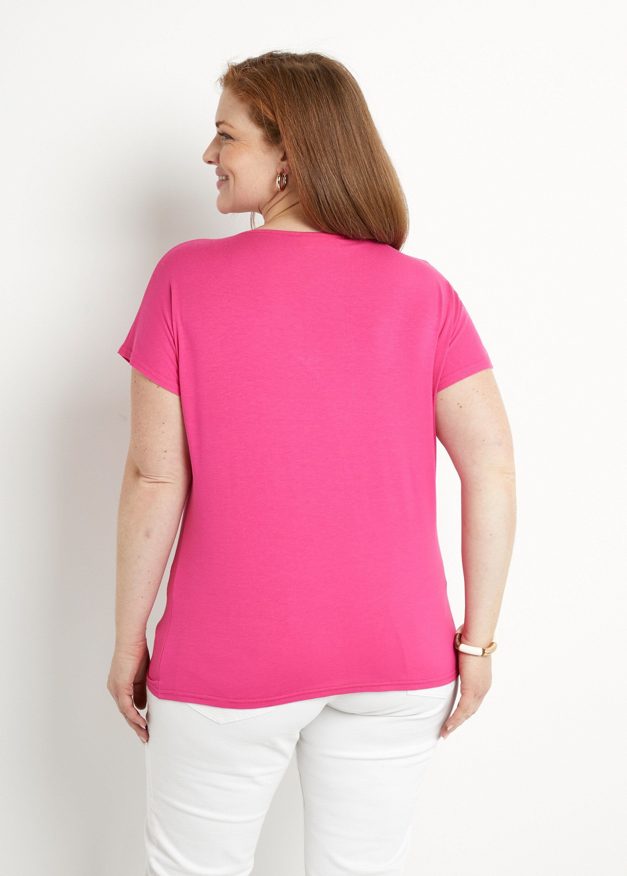 Short_stretch_lace_t-shirt_Fuchsia_DO1_curvy