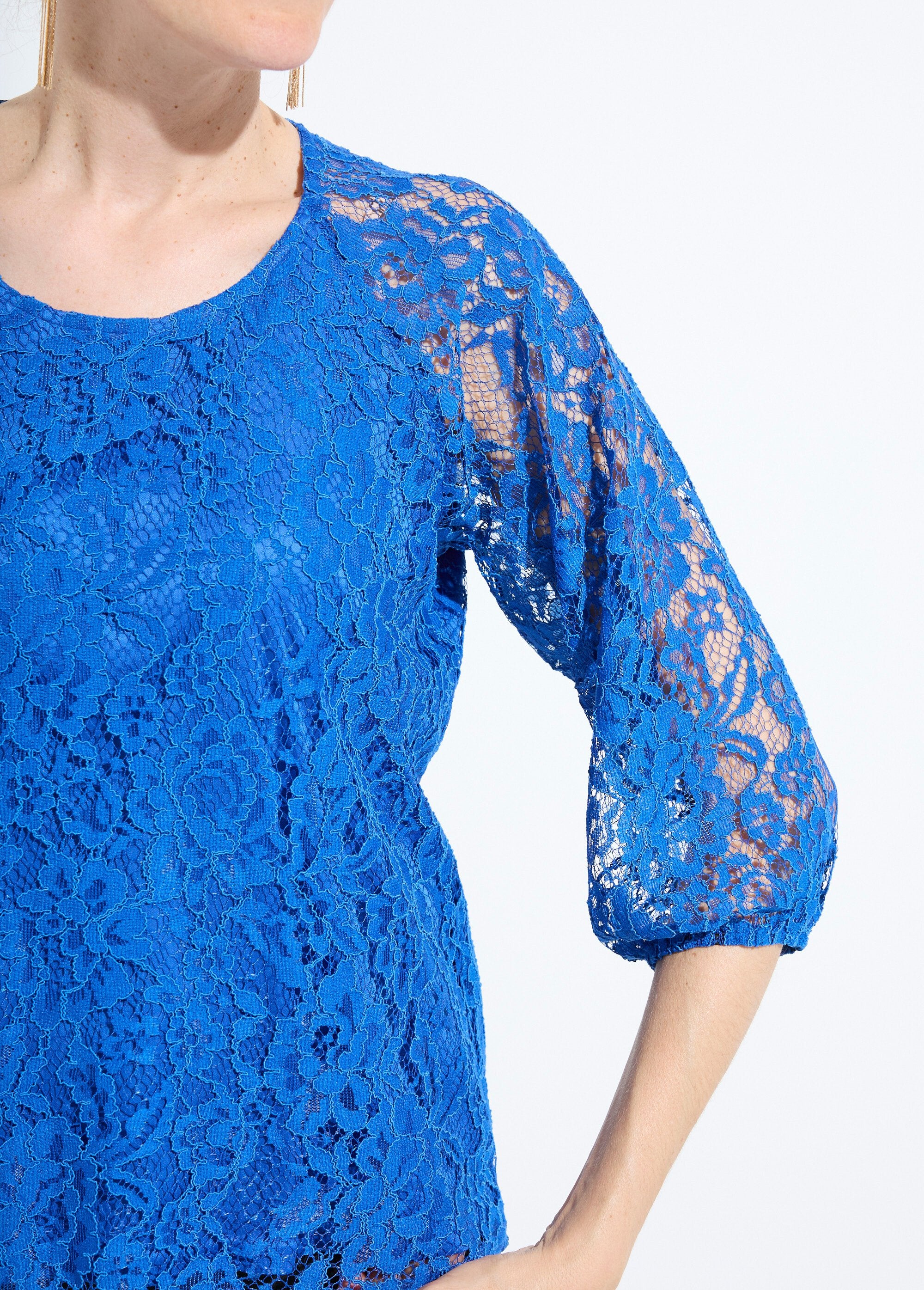 Lace_T-shirt,_round_neck,_3/4_raglan_sleeves_Hard_blue_DE1_slim
