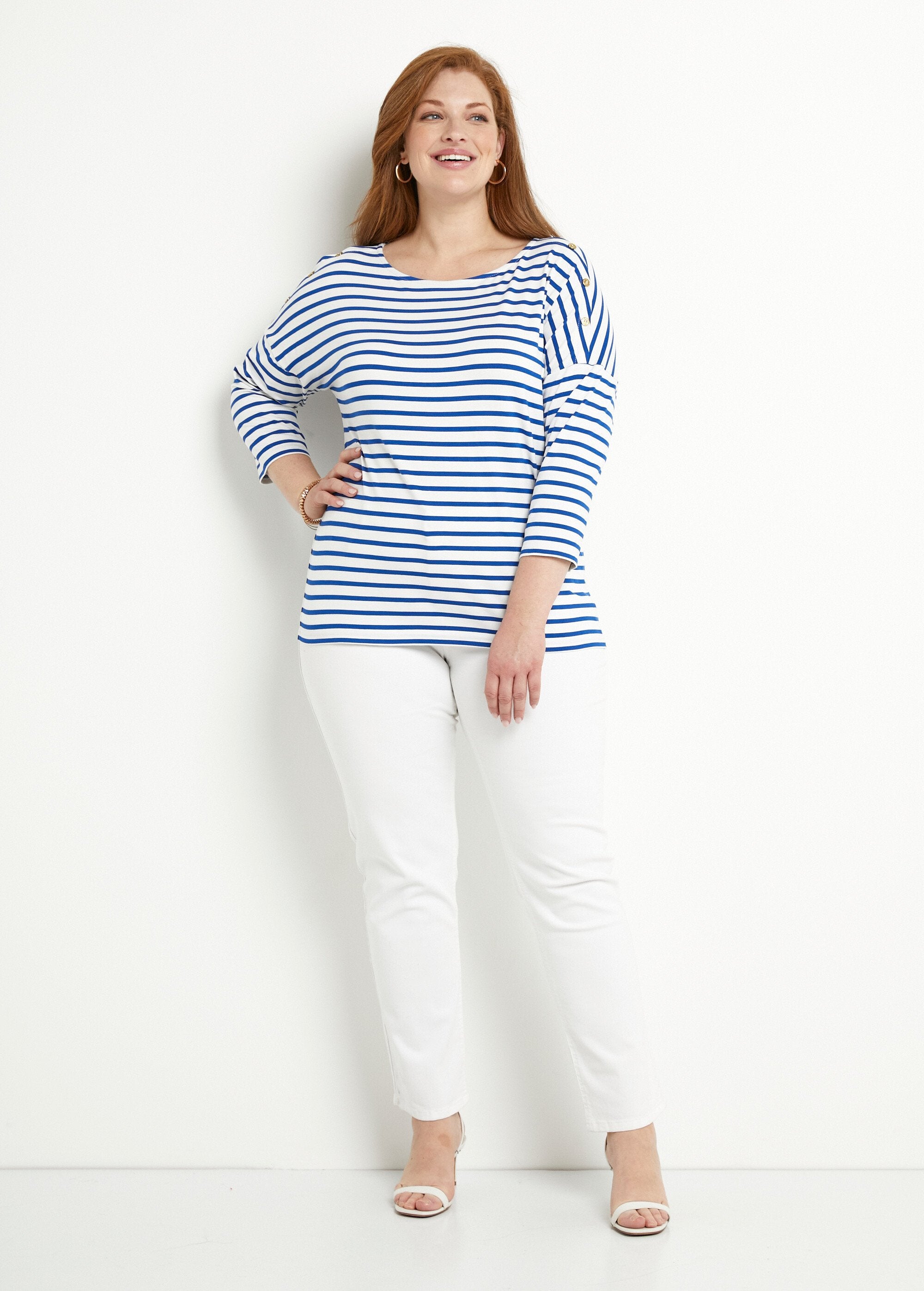 Striped_sailor_t-shirt_with_short_long_sleeves_White_and_blue_SF1_curvy