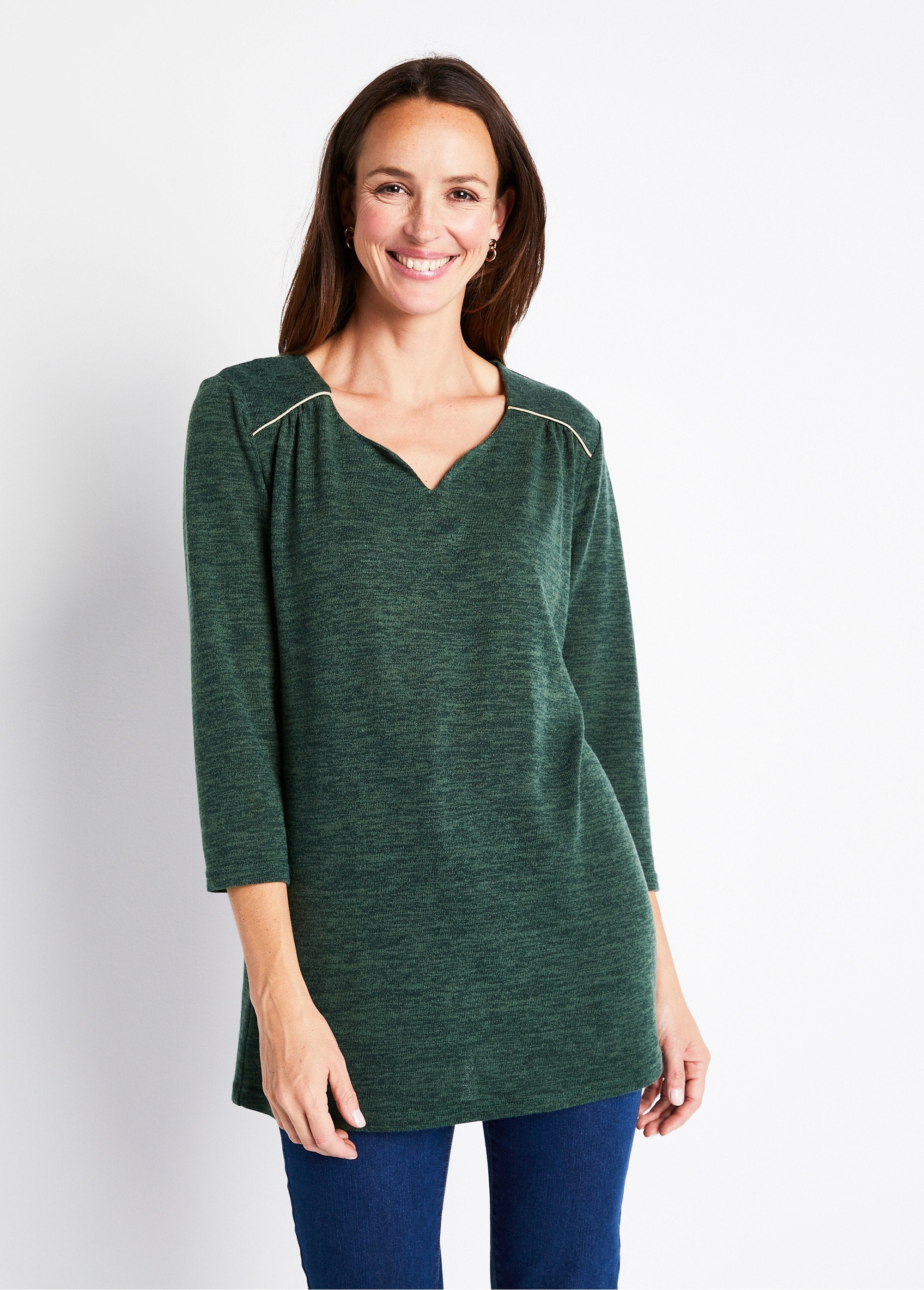 Long_flared_t-shirt_with_3/4_sleeves_and_round_neck_Plain_green_FA1_slim